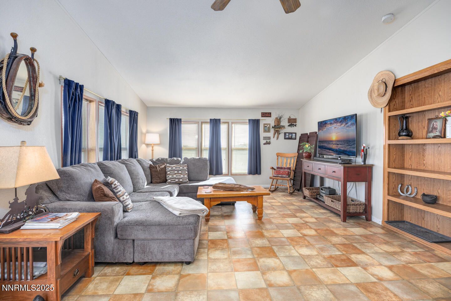 3717 Hillsboro Boulevard