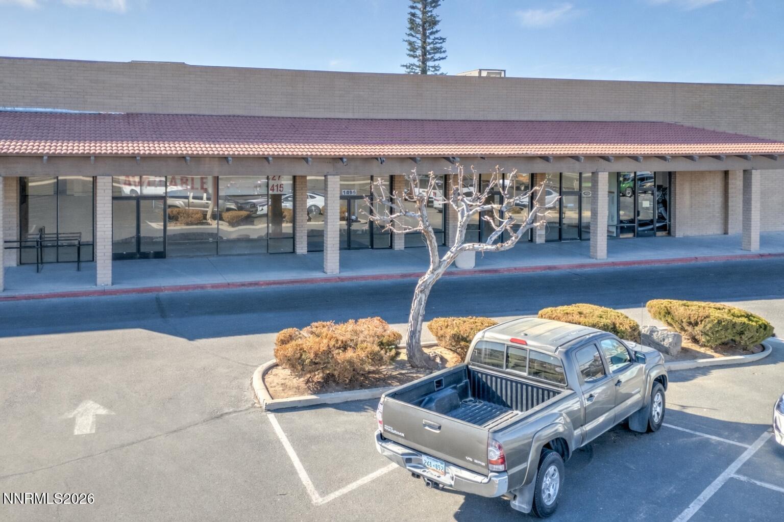 1895 W Williams Avenue