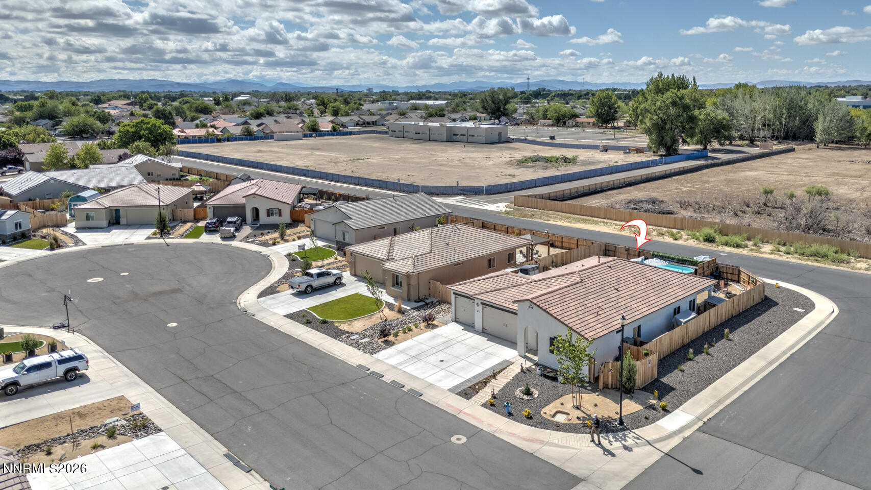 1085 Tamarack Court
