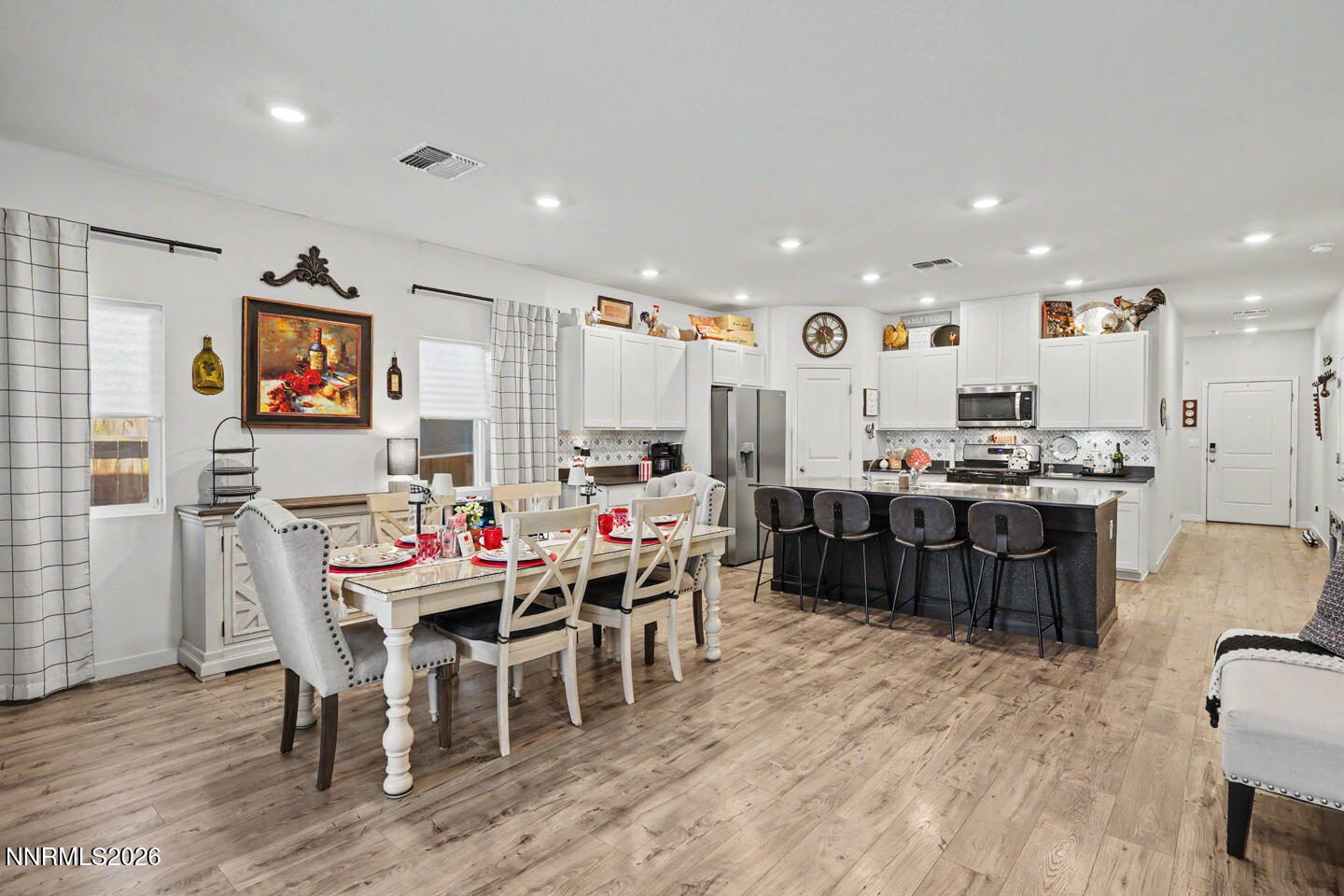 1085 Tamarack Court
