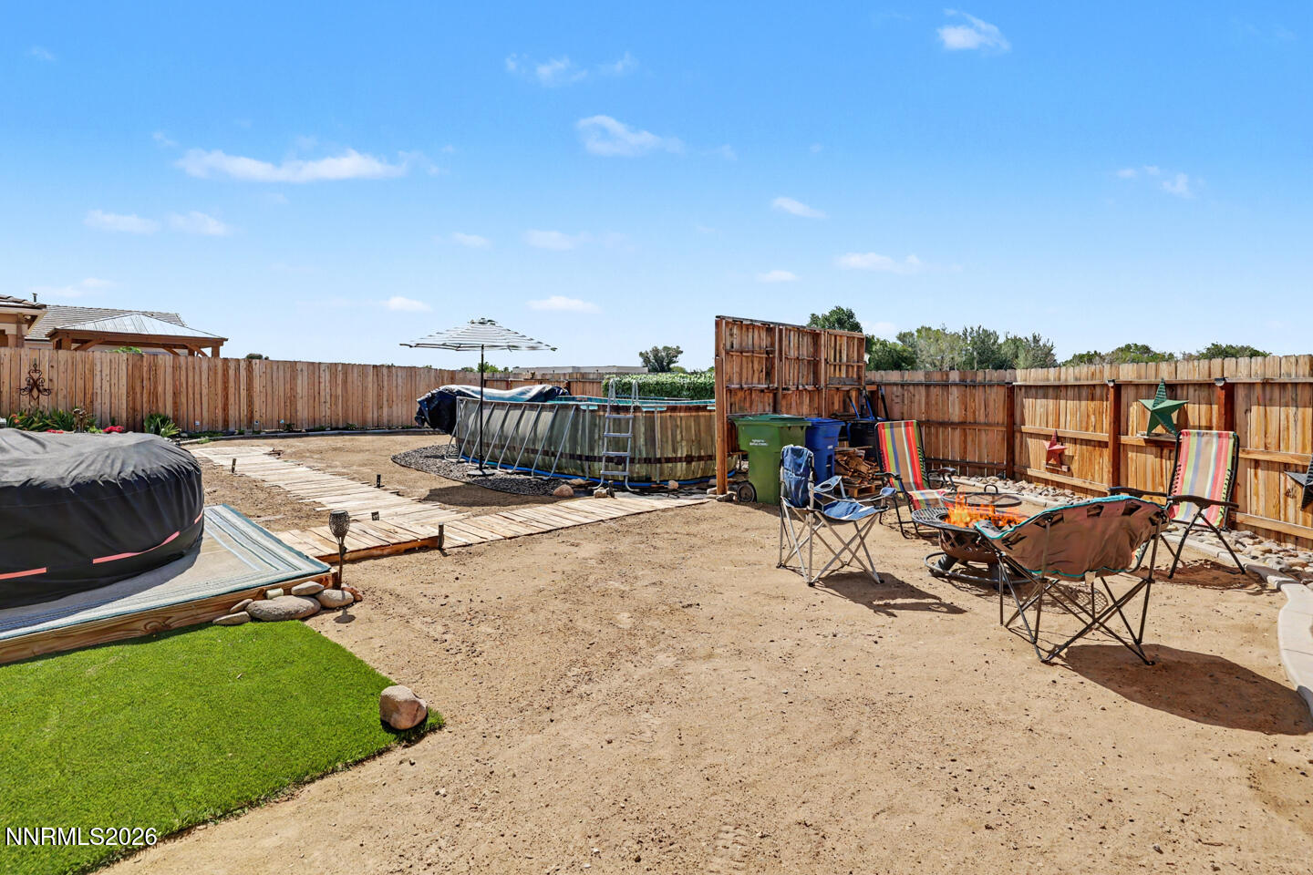 1085 Tamarack Court