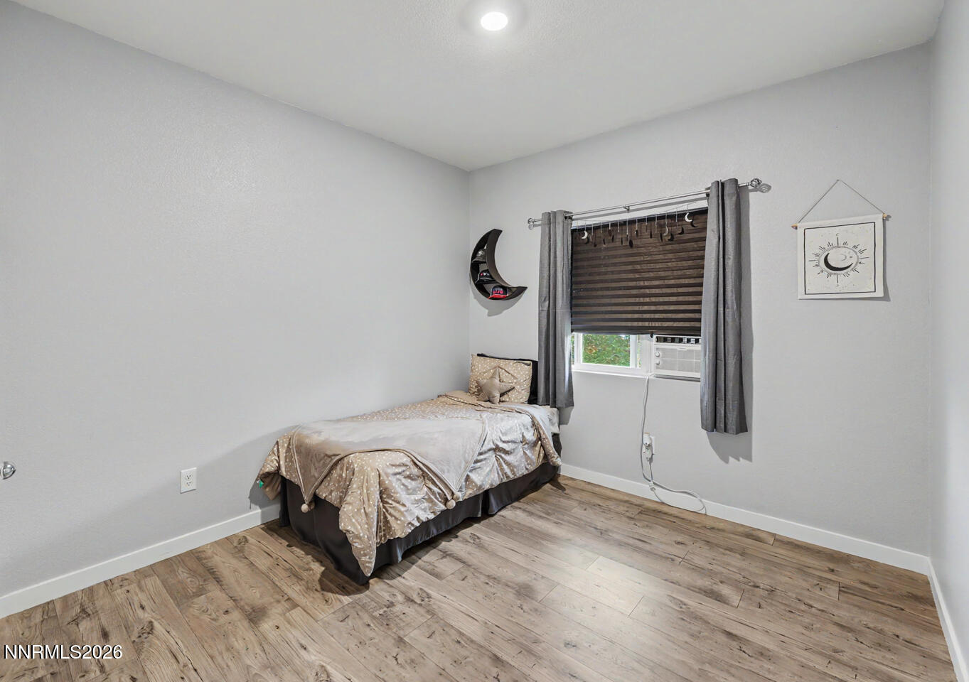 1085 Tamarack Court