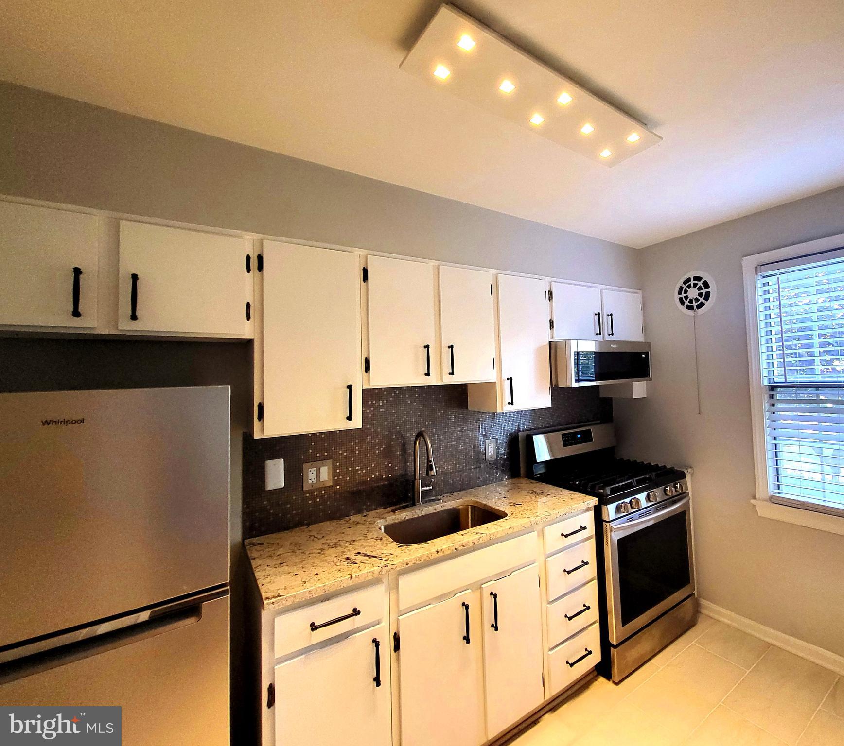 1203 BELLE VIEW BLVD #A2