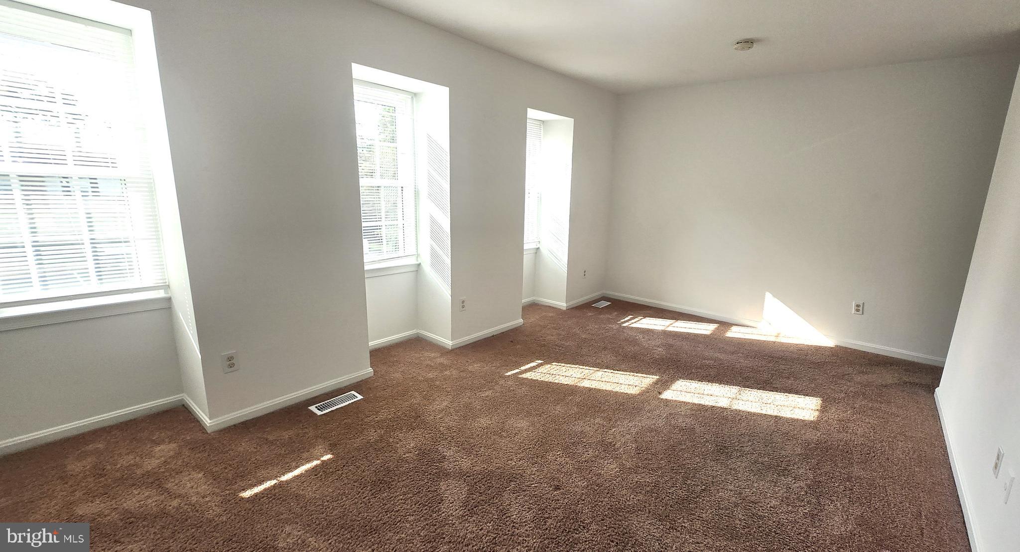 8814 SURVEYORS PL