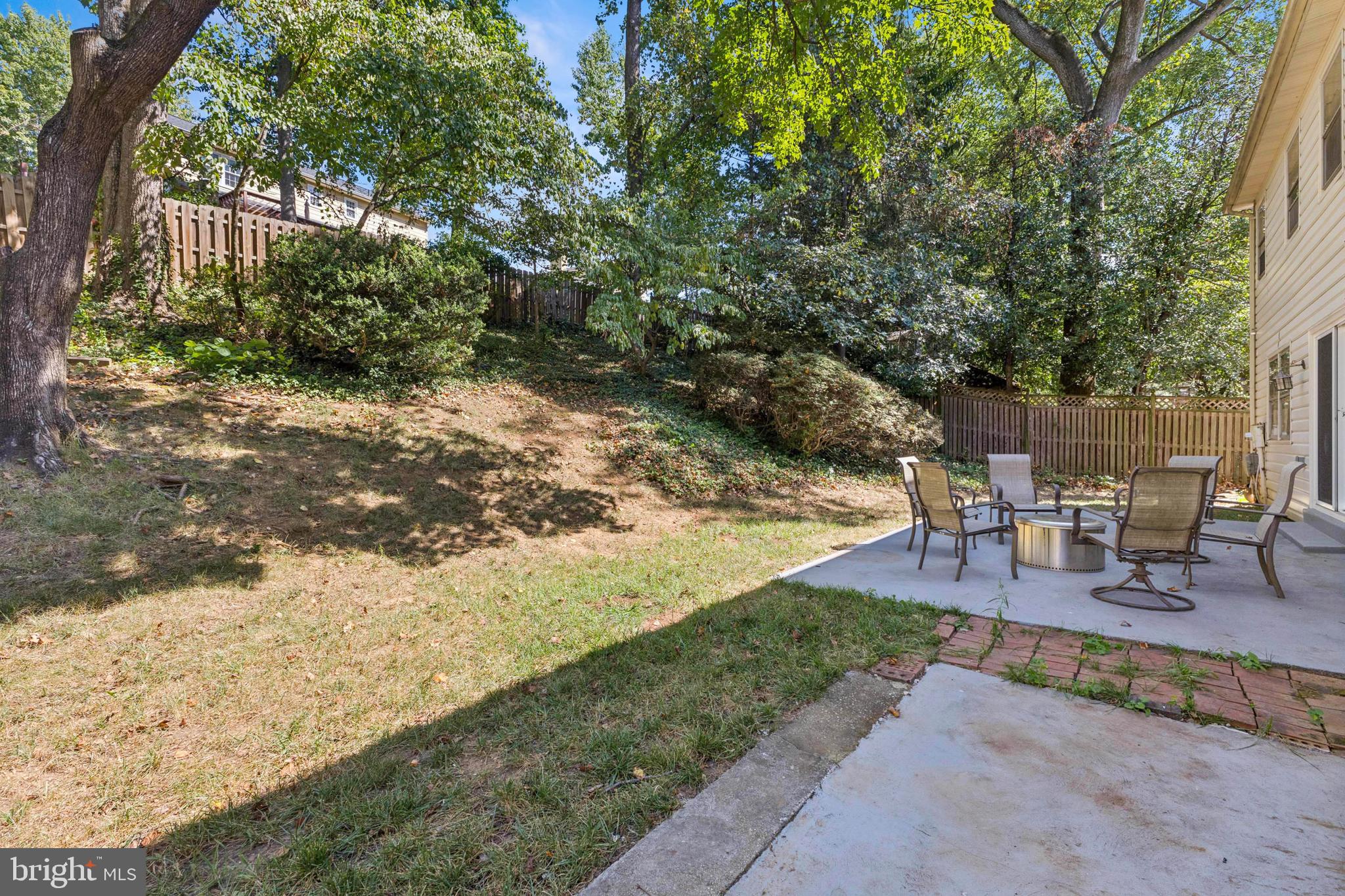 6108 LARSTAN DRIVE