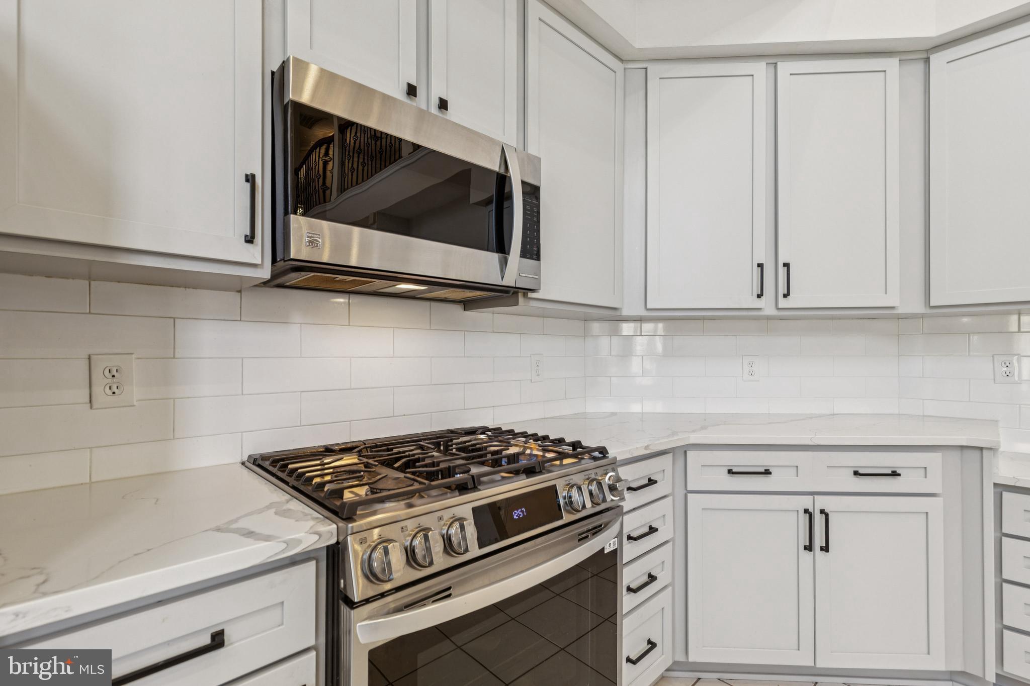 8153 OLD BARRINGTON BOULEVARD