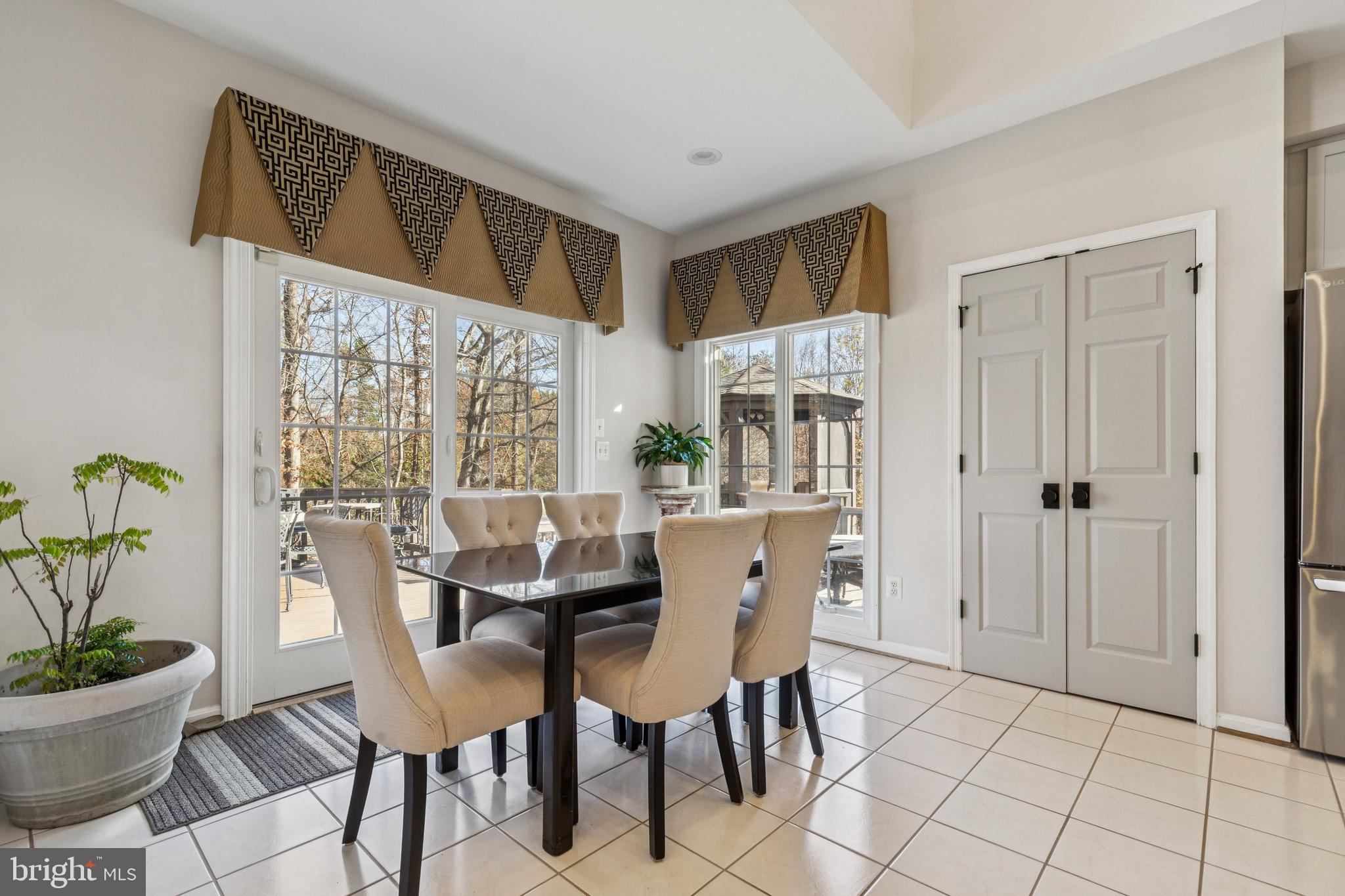 8153 OLD BARRINGTON BOULEVARD