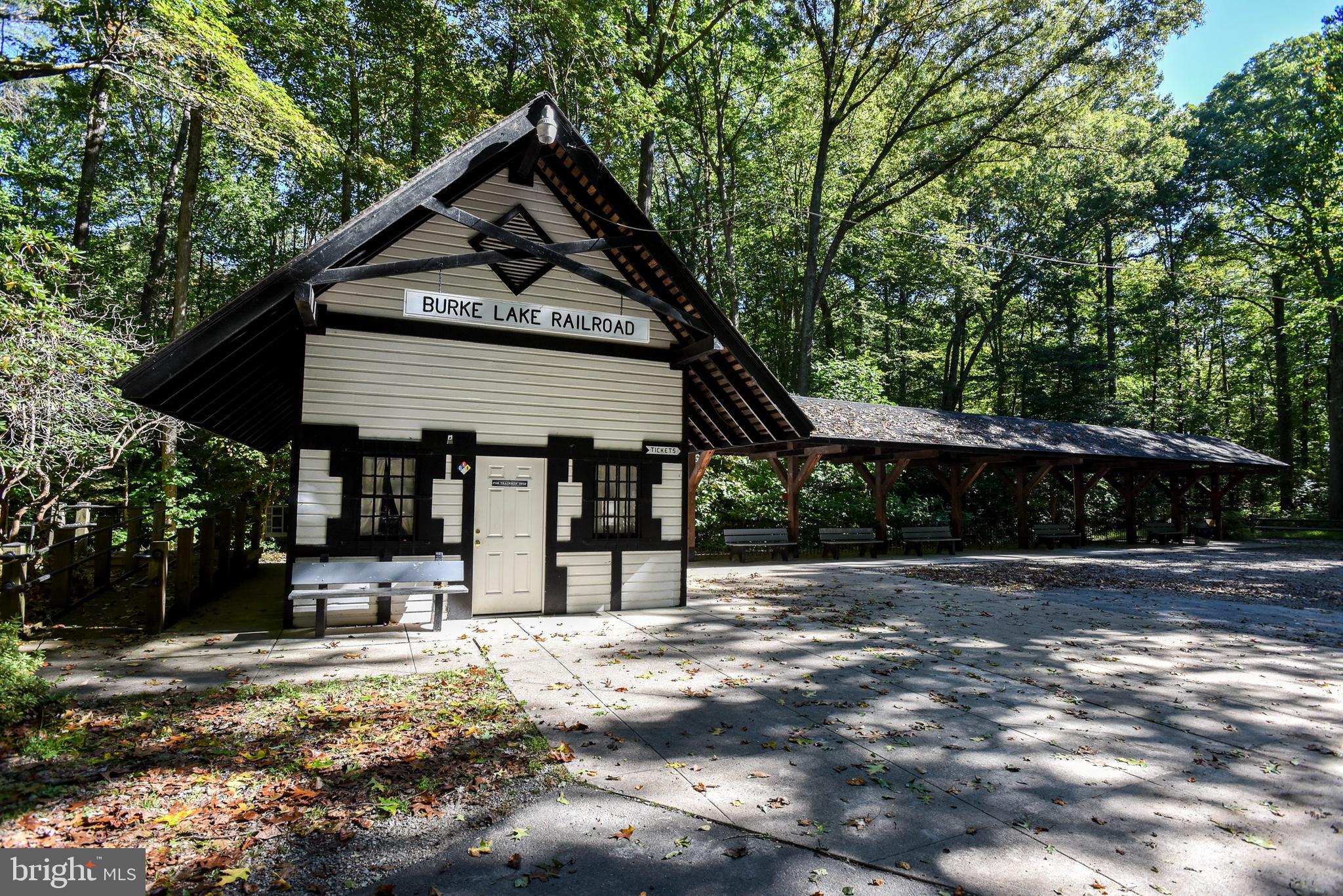 8153 OLD BARRINGTON BOULEVARD