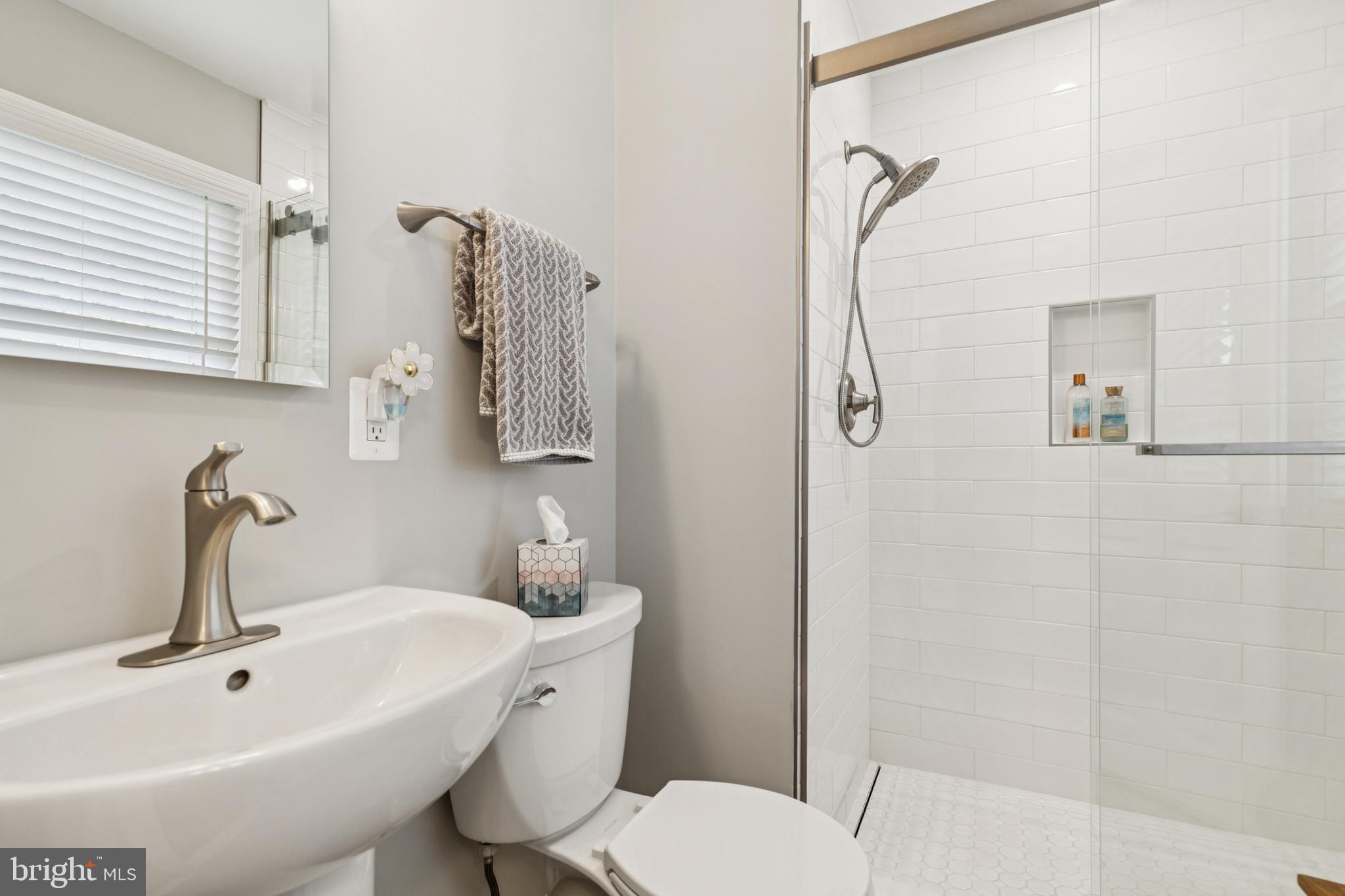 8101 GREELEY BOULEVARD