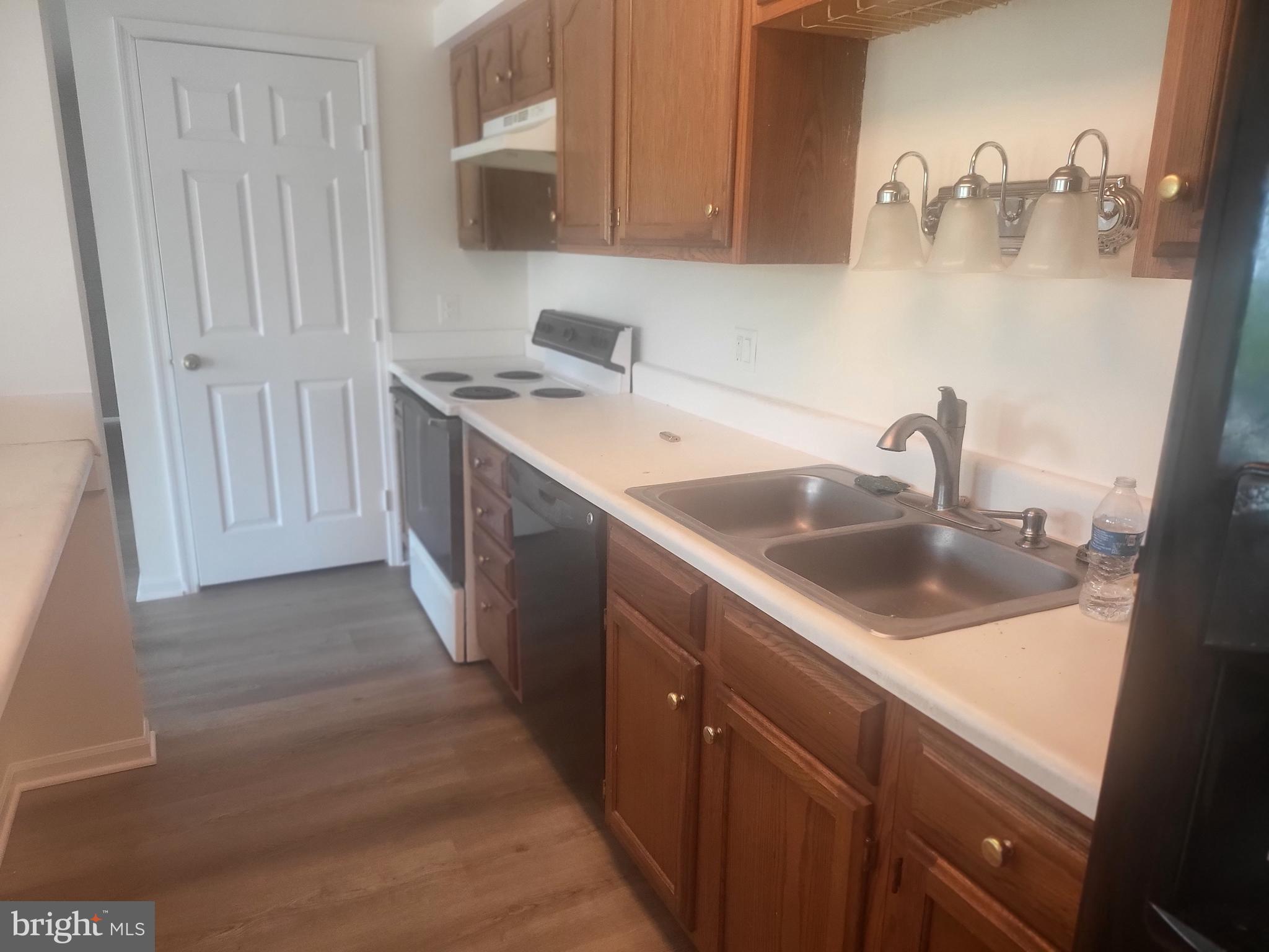 17040 Capri Ln #301