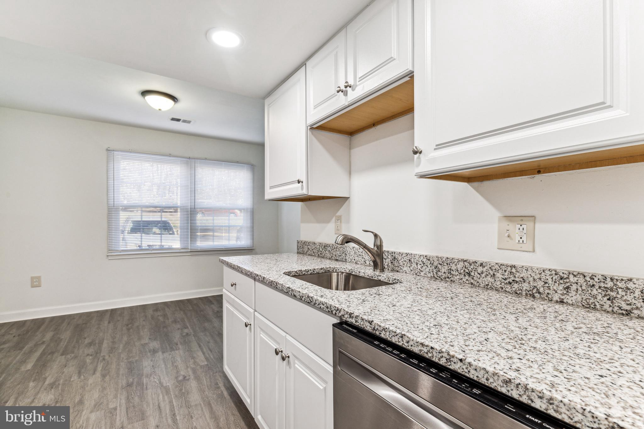 2068 Mayflower Dr