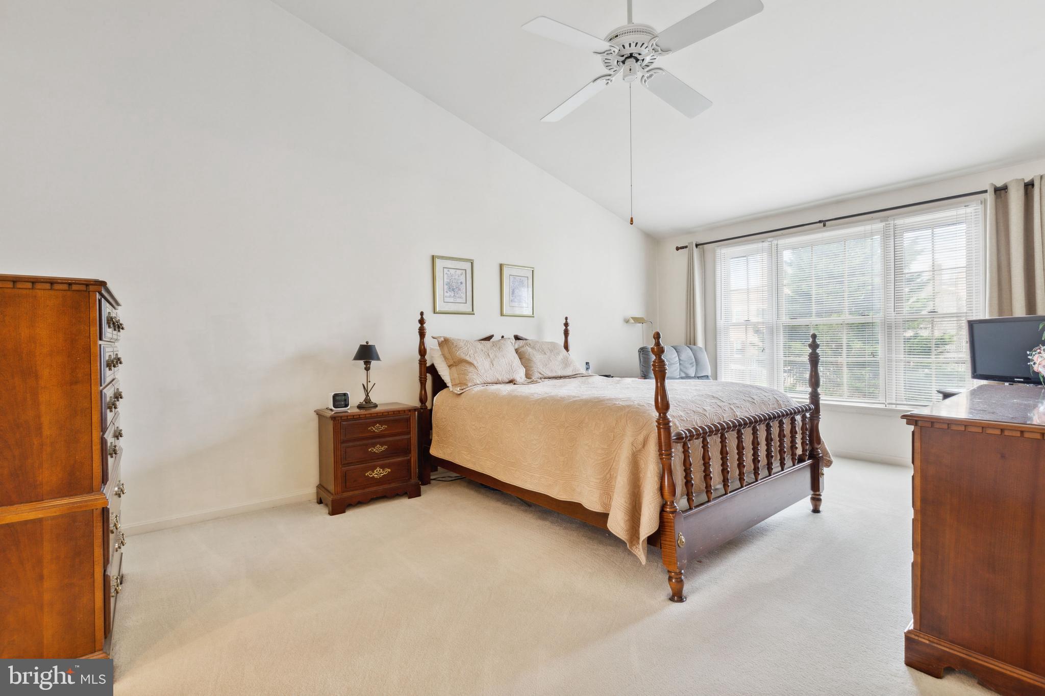 12001 Mojave Ln