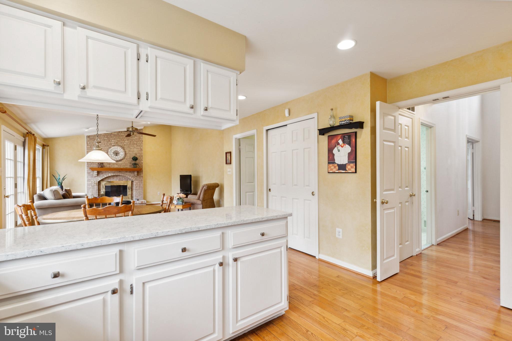 12001 Mojave Ln