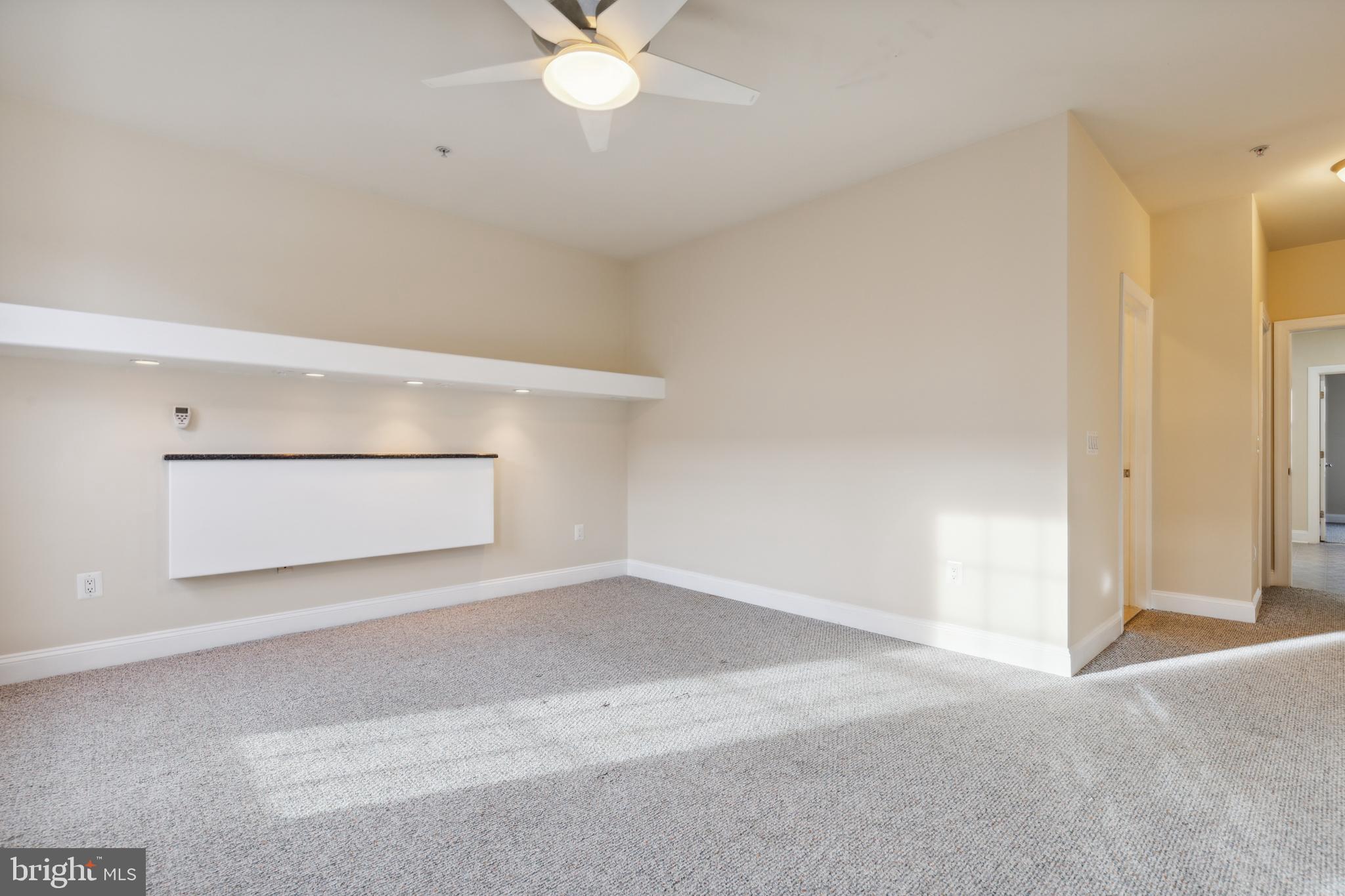 2129 Abbottsbury Way