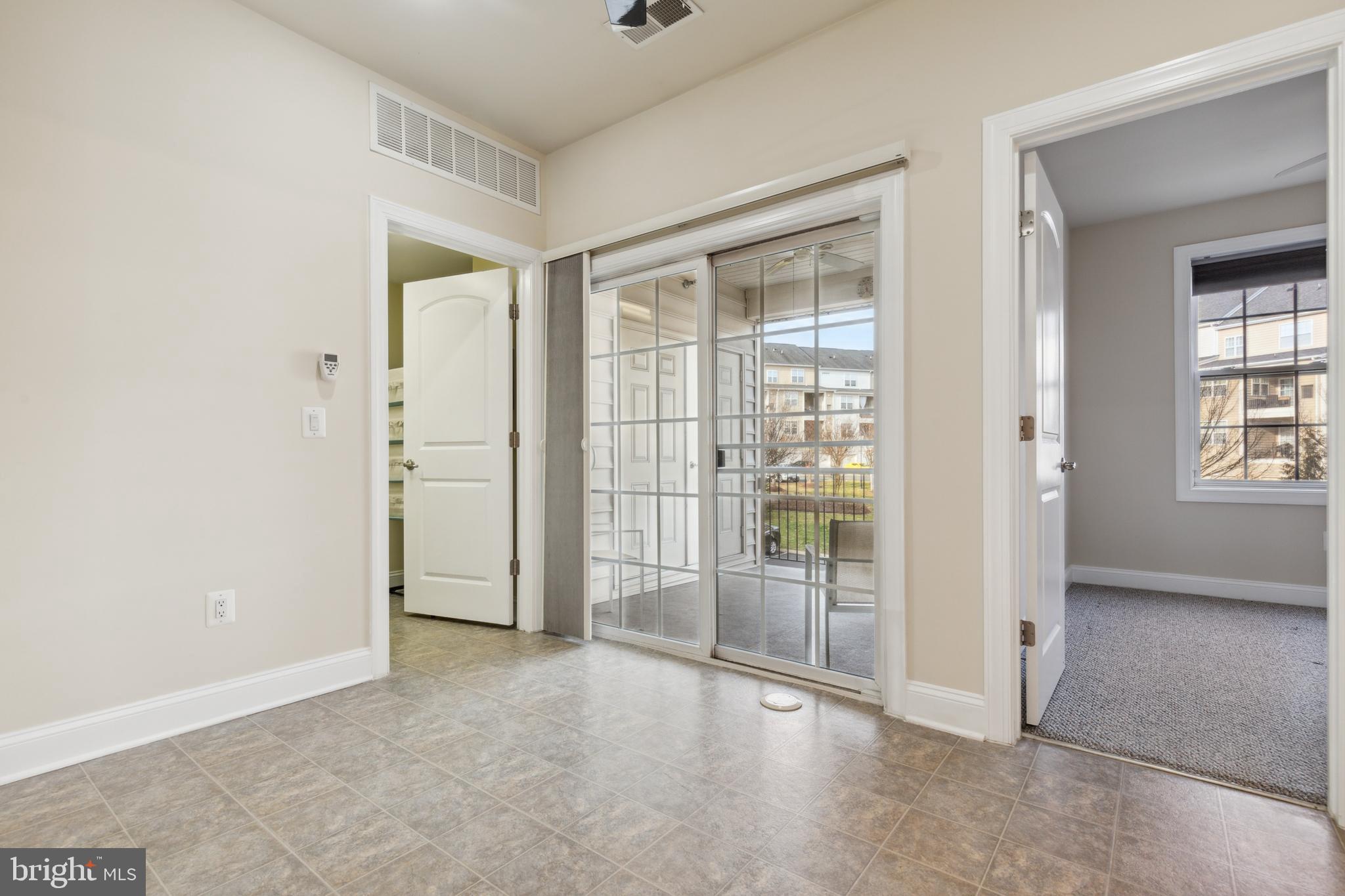 2129 Abbottsbury Way