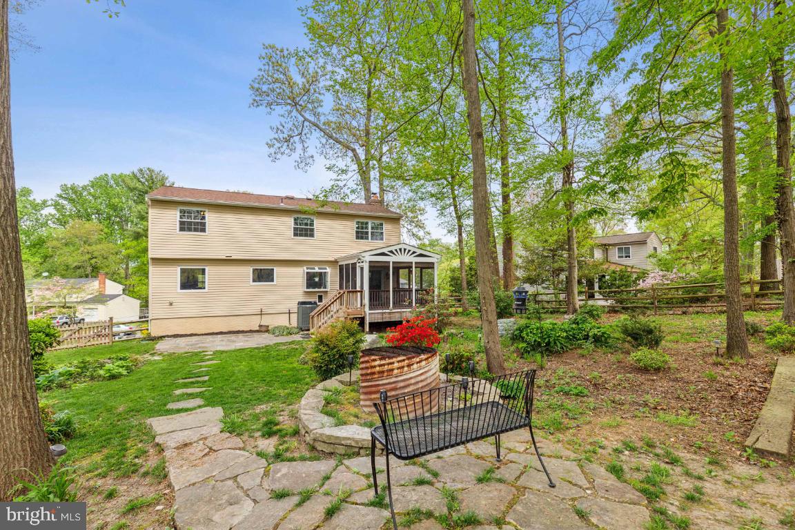 16053 Laconia Cir