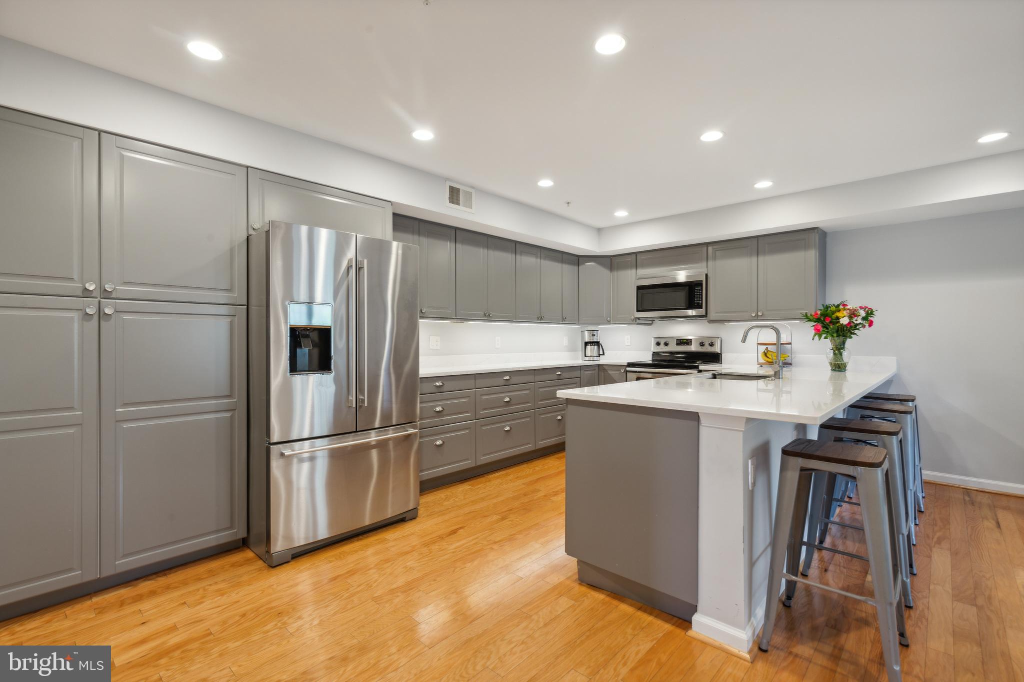313 Overlook Dr #313