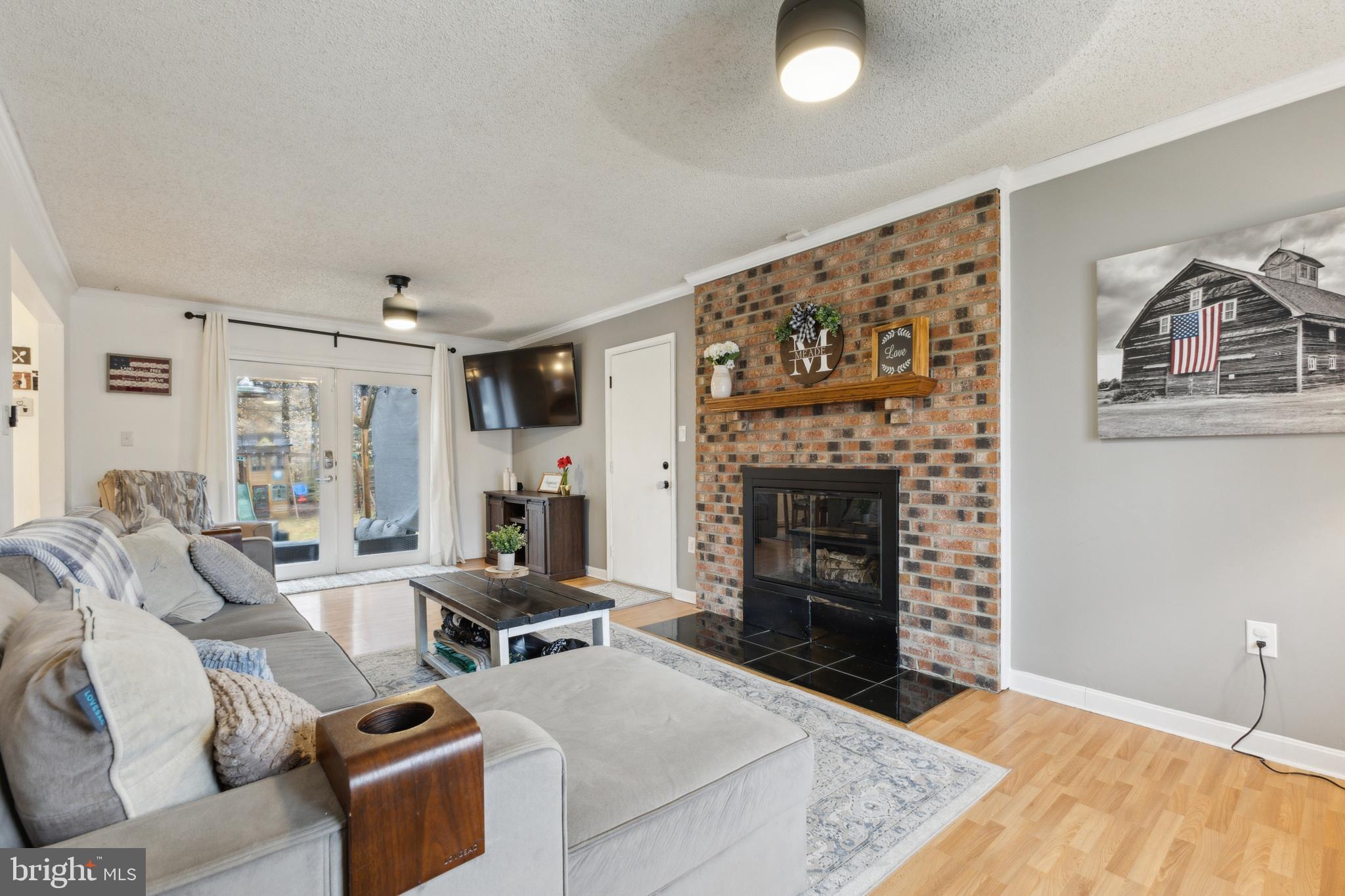 16017 Laconia Cir
