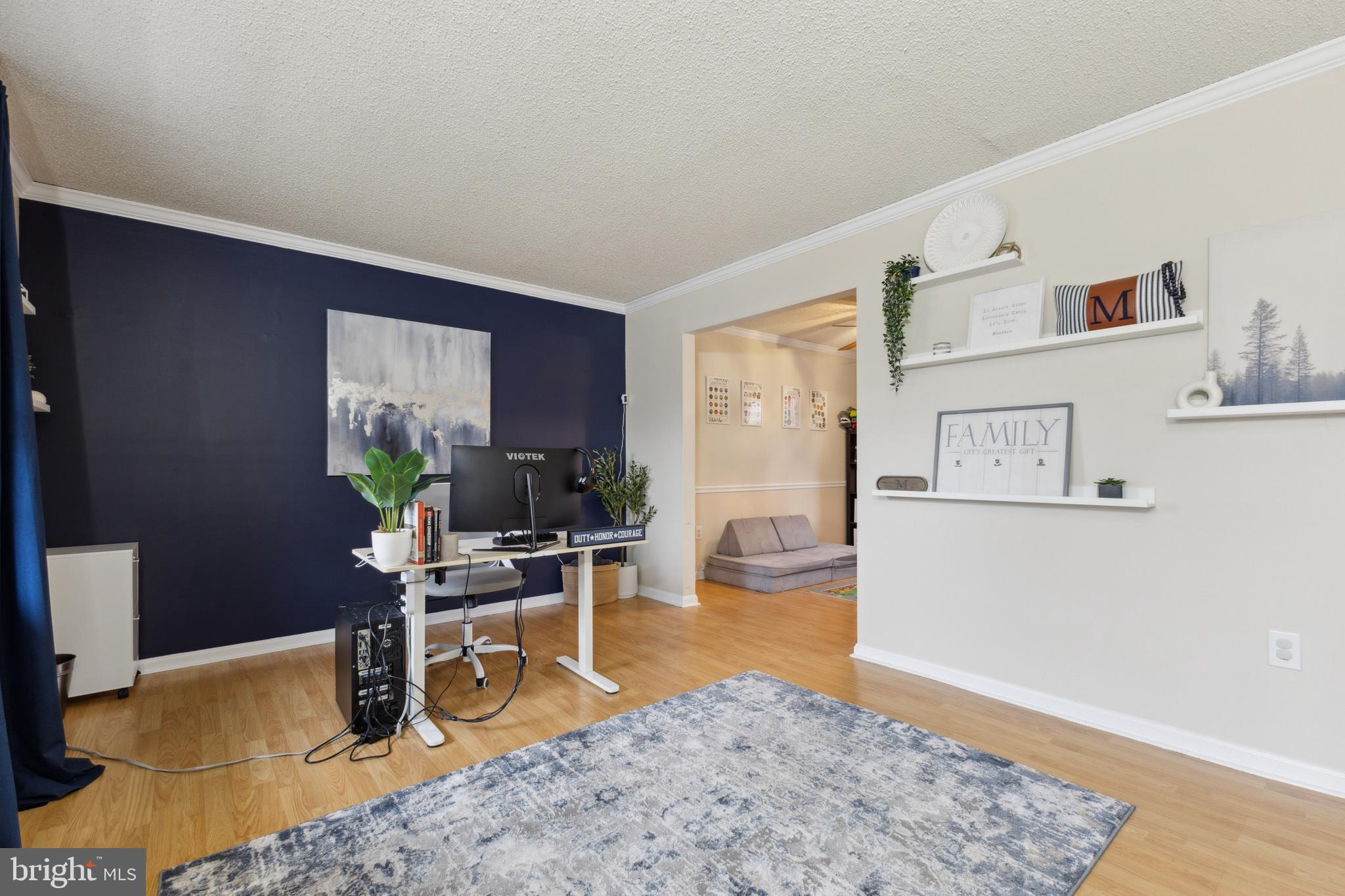 16017 Laconia Cir