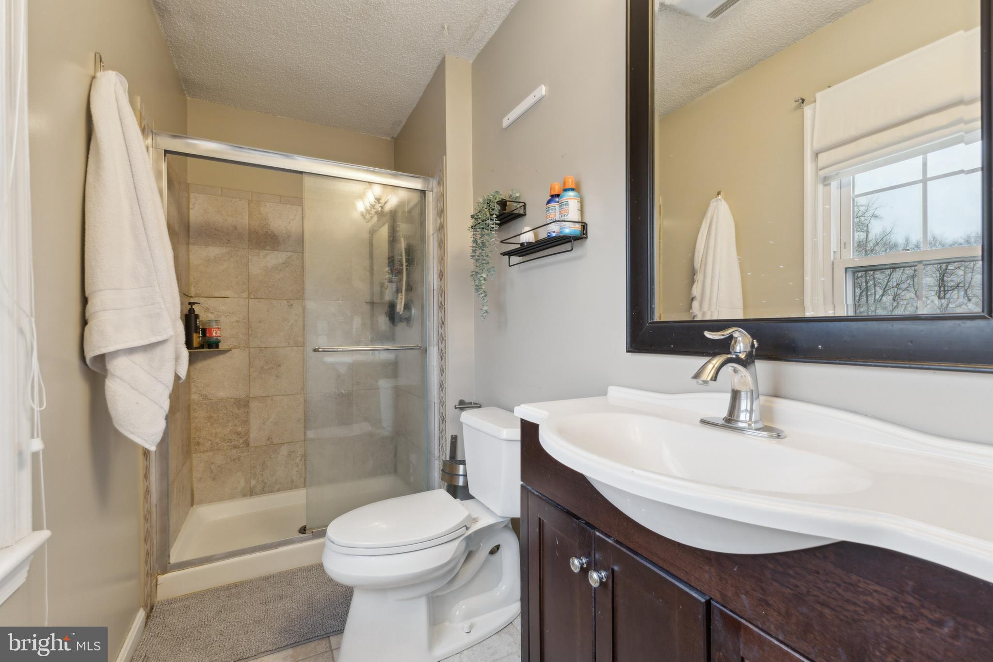 16017 Laconia Cir