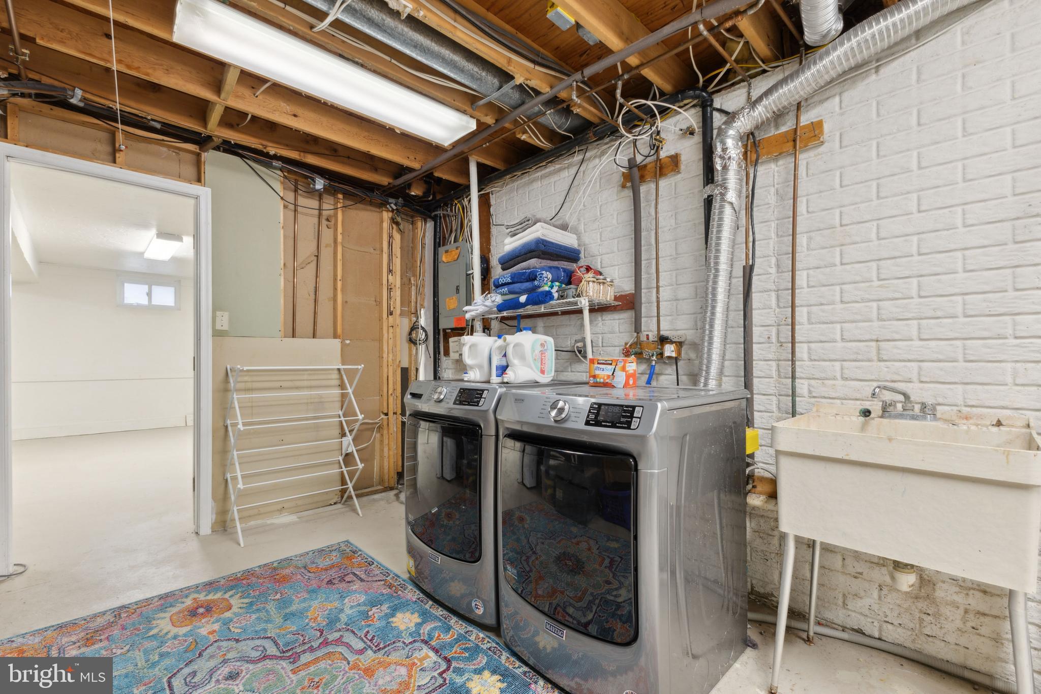 16017 Laconia Cir