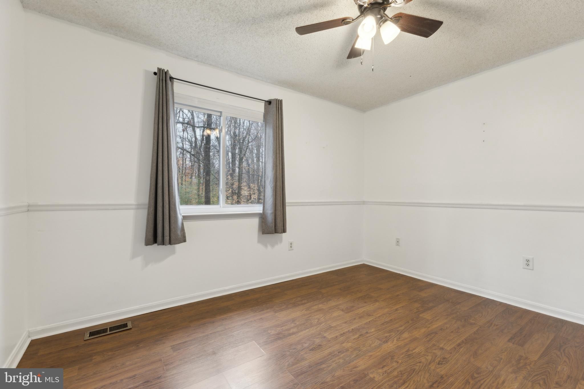 16017 Laconia Cir