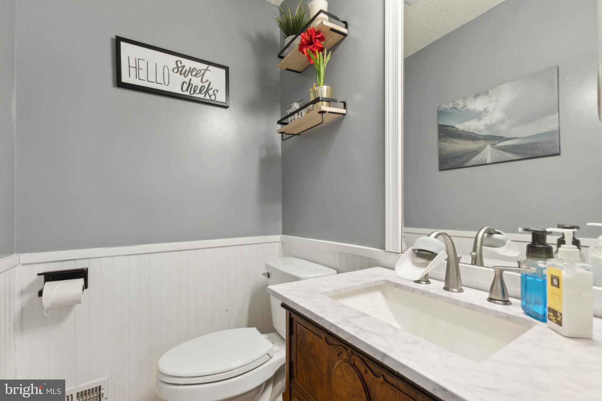16017 Laconia Cir