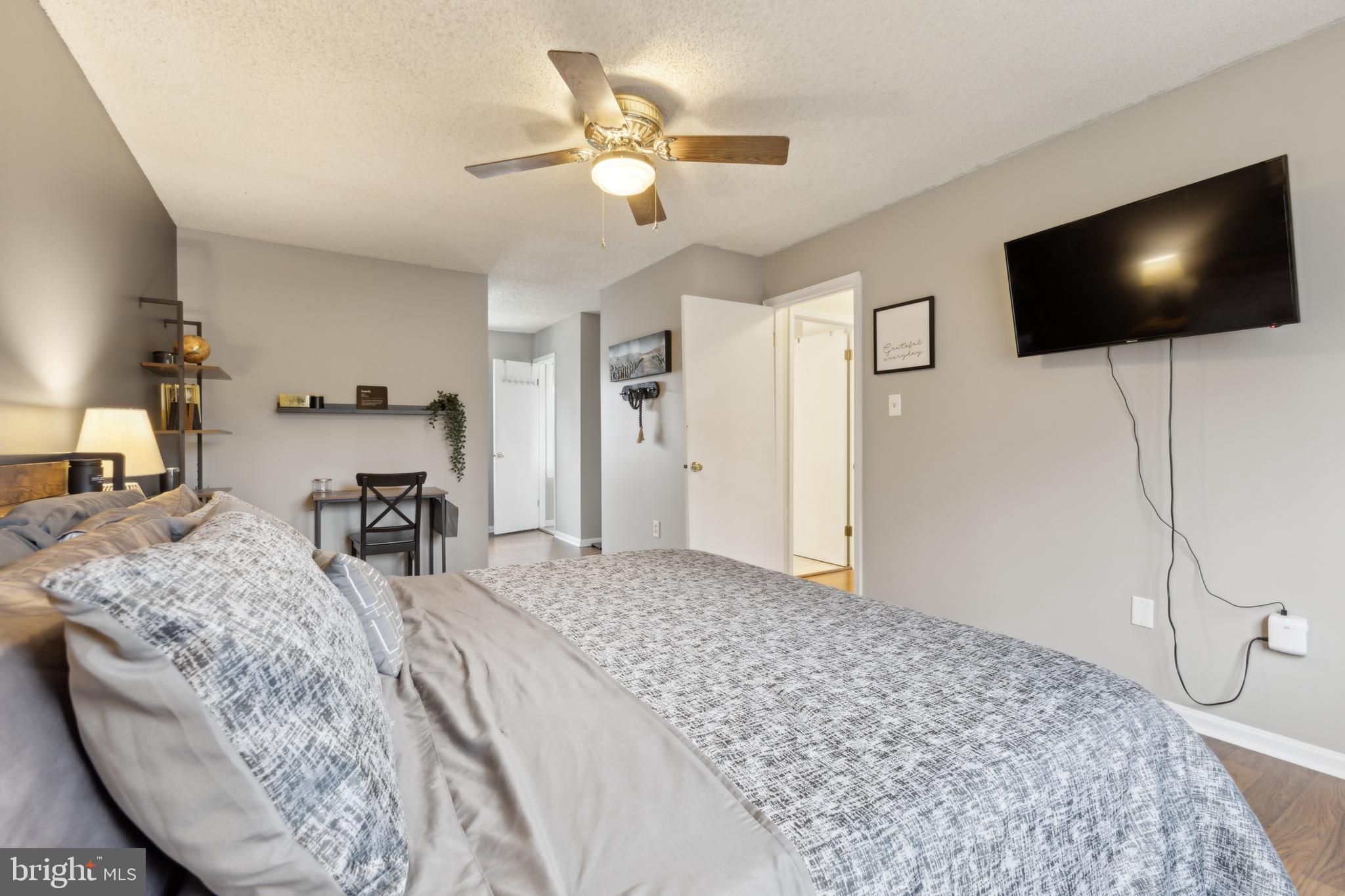 16017 Laconia Cir