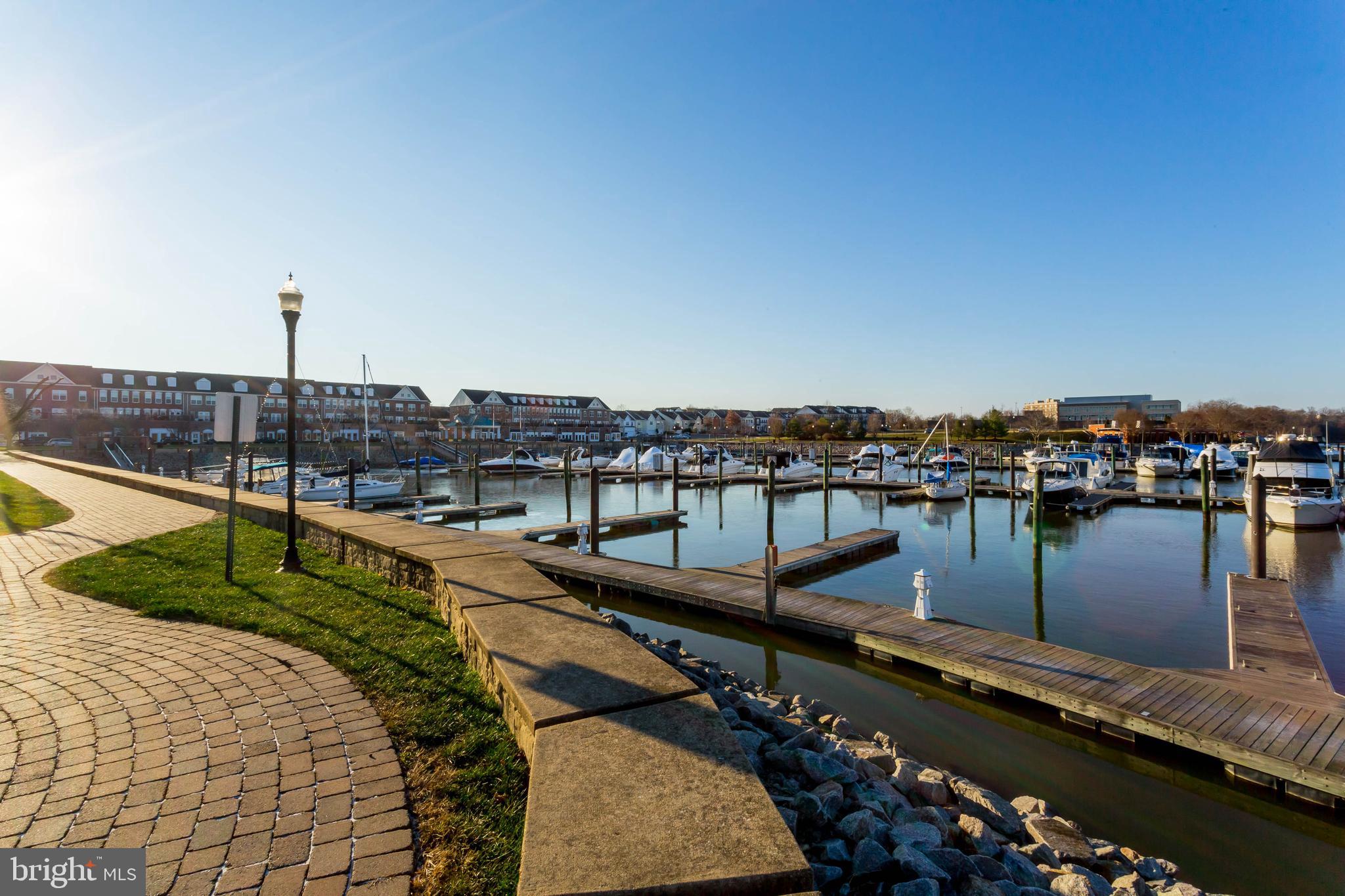 485 HARBOR SIDE ST #904