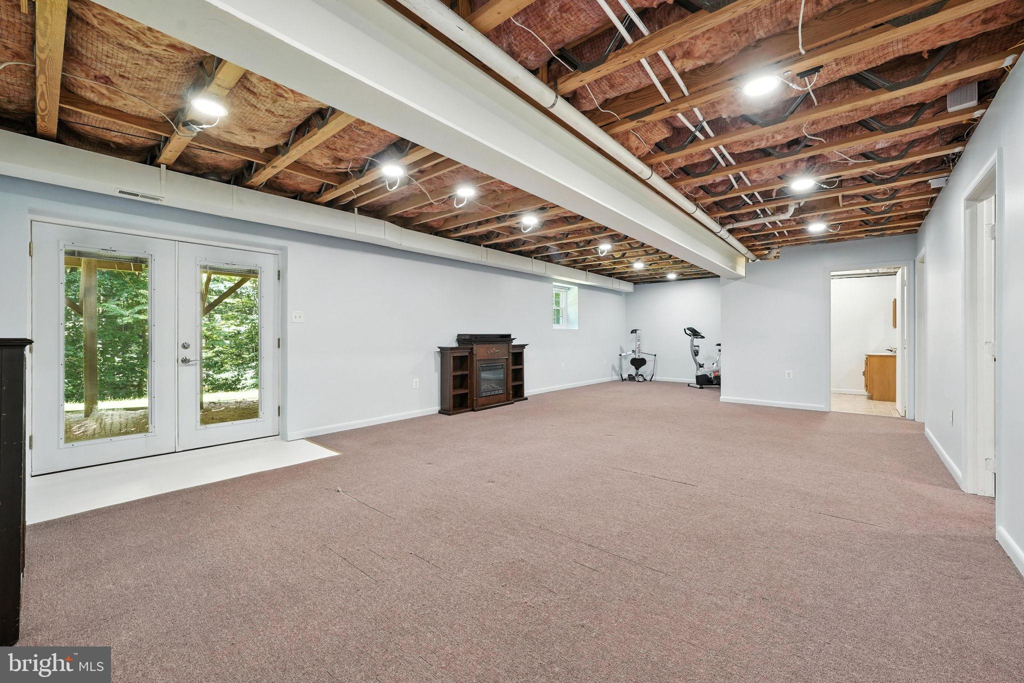 10282 Greystone Rd