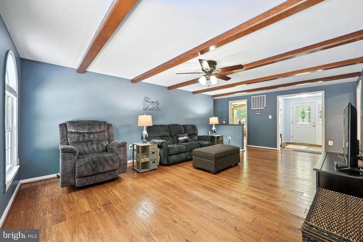 10282 Greystone Rd