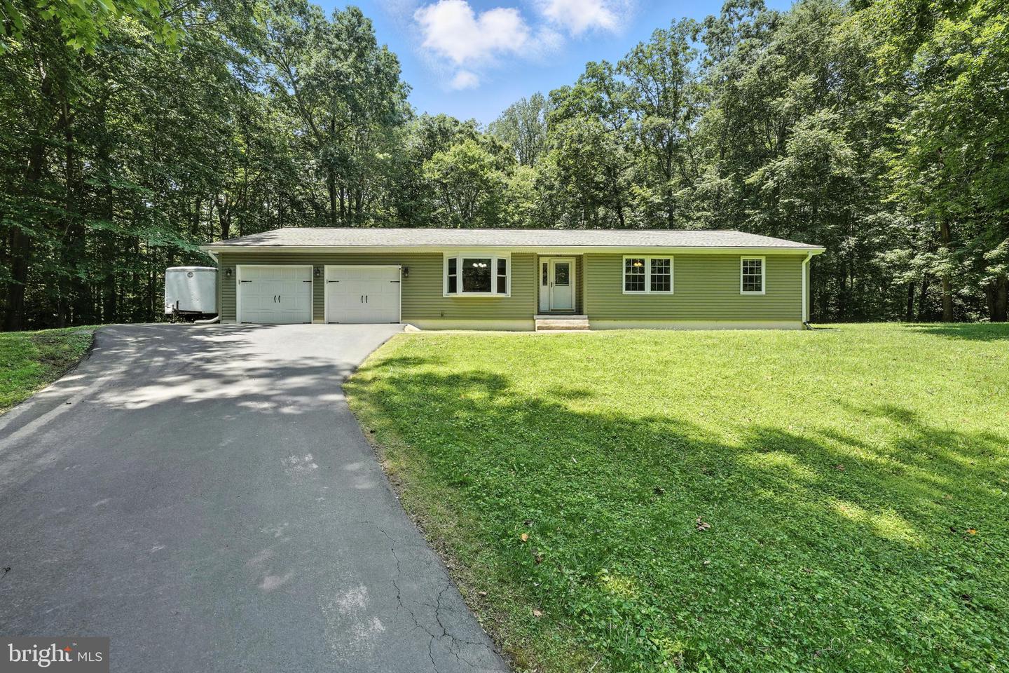 10282 Greystone Rd