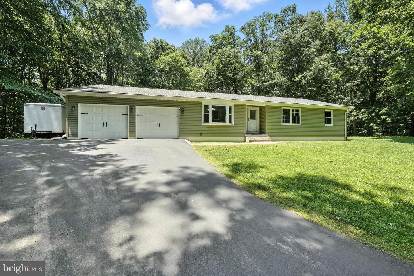 10282 Greystone Rd