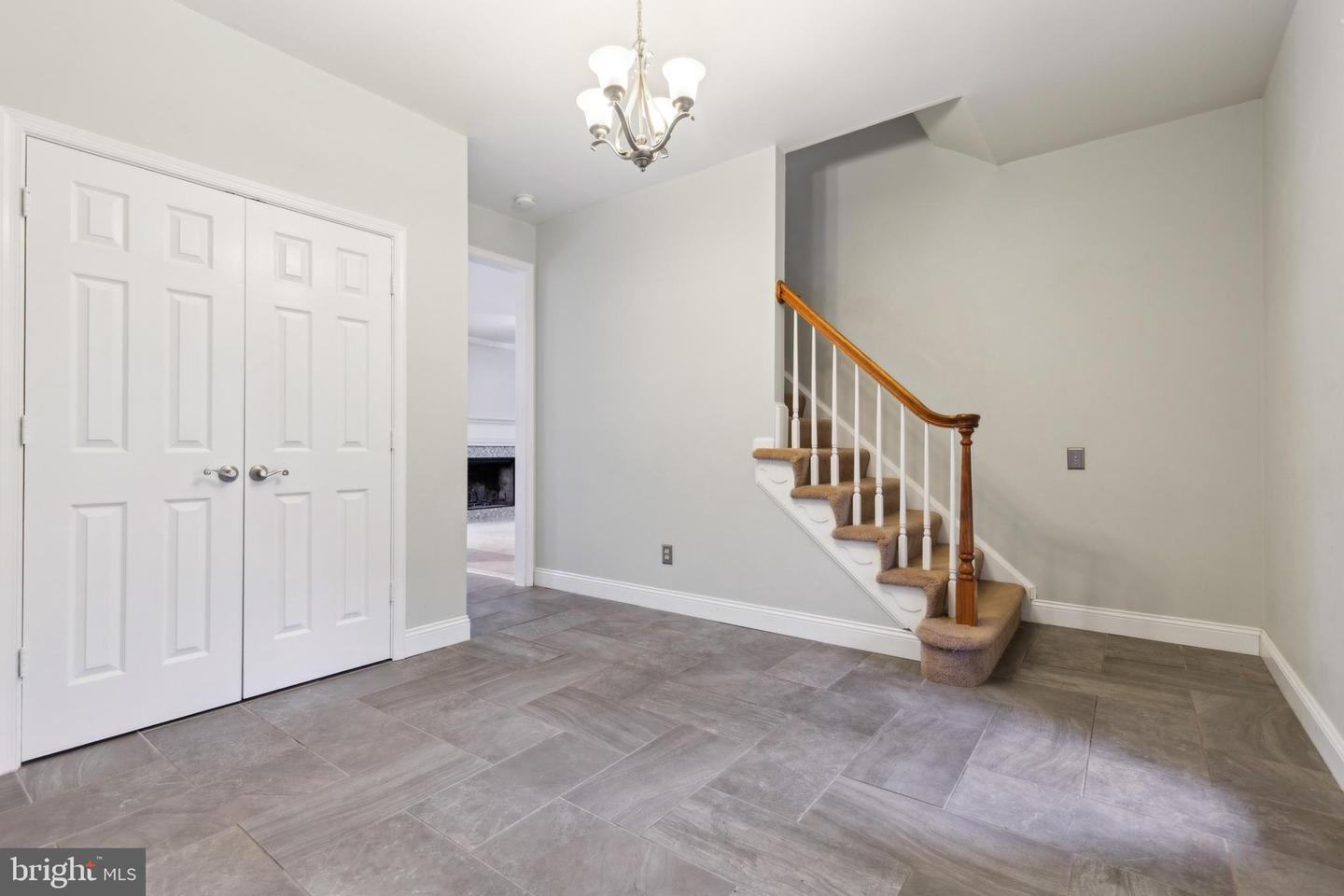 2802 NOBLE FIR CT