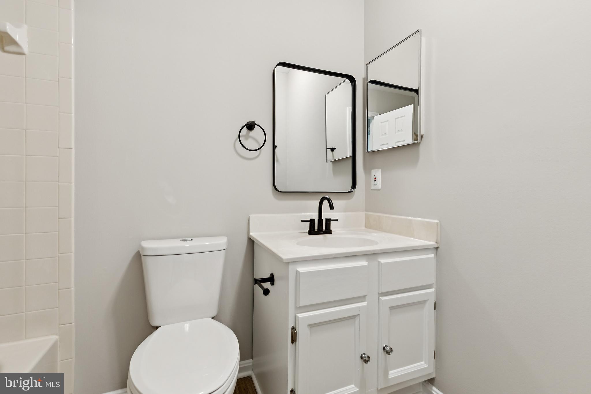 4682 Joanna Ct
