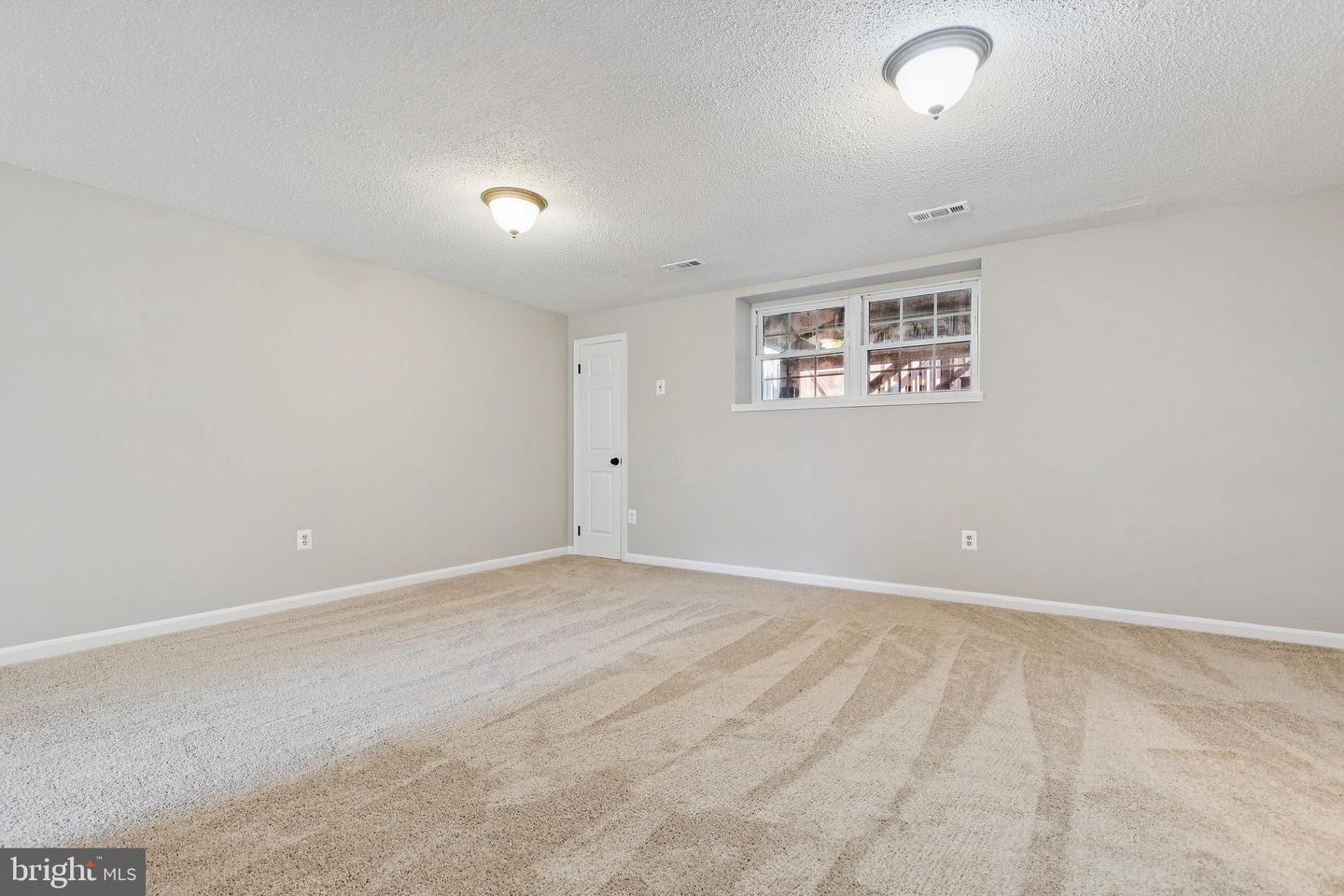 4682 Joanna Ct