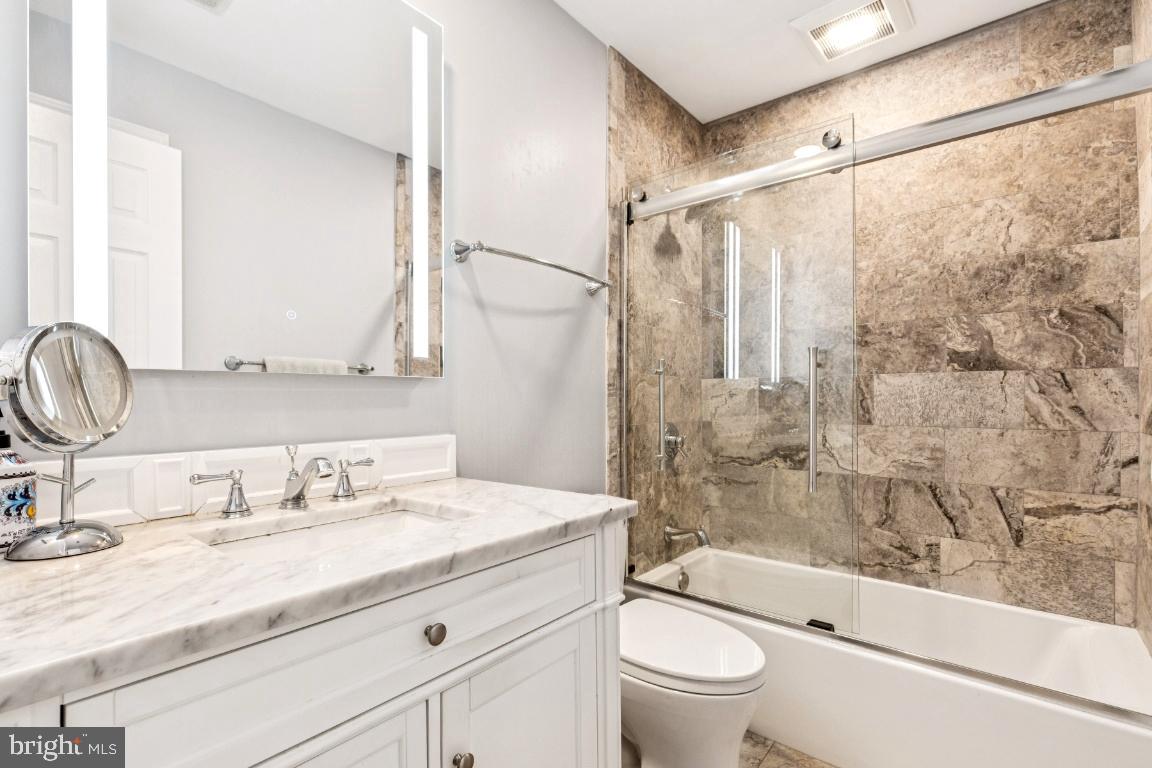 7834 MEADOWGATE DRIVE