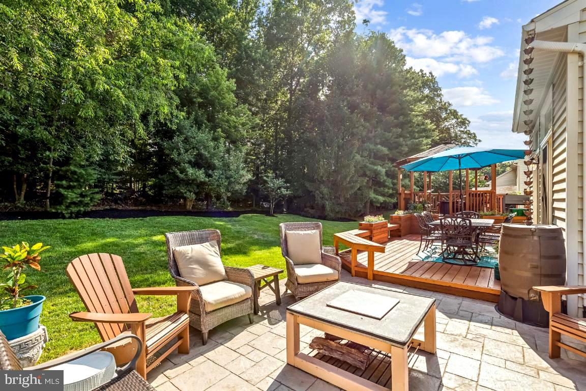 7834 MEADOWGATE DRIVE