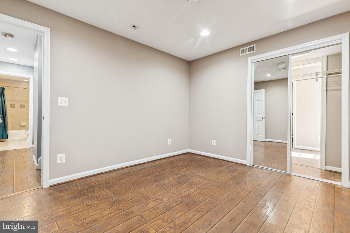 7834 MEADOWGATE DRIVE