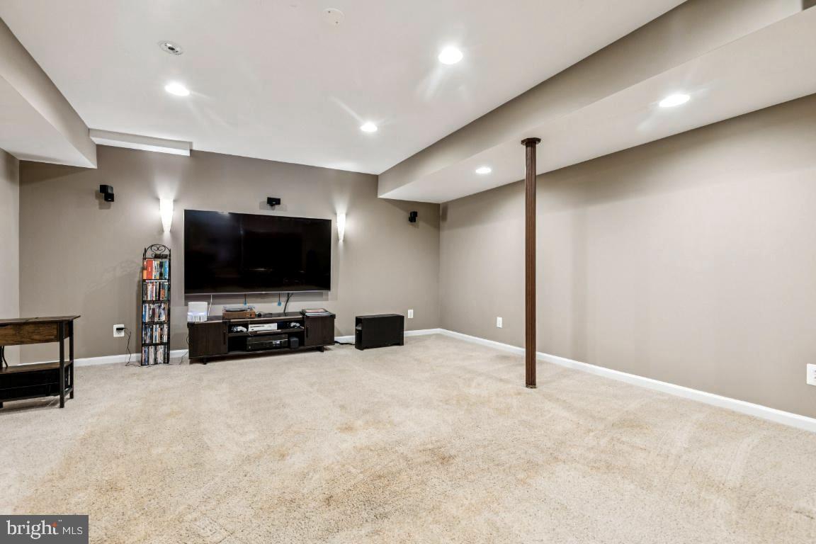 7834 MEADOWGATE DRIVE