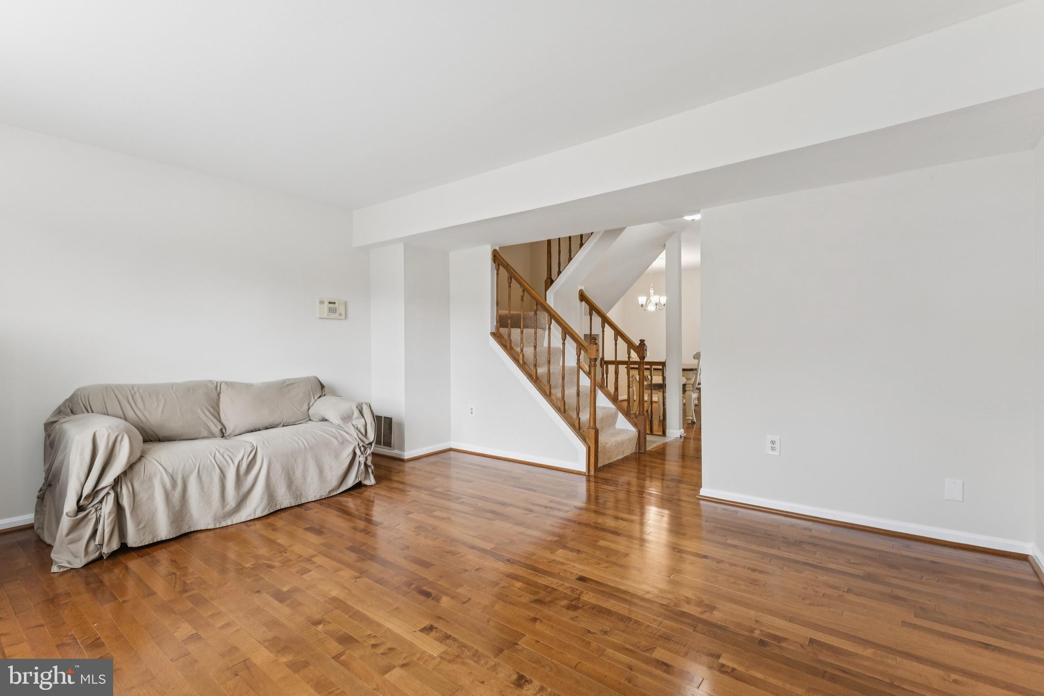 15361 Gatehouse Ter