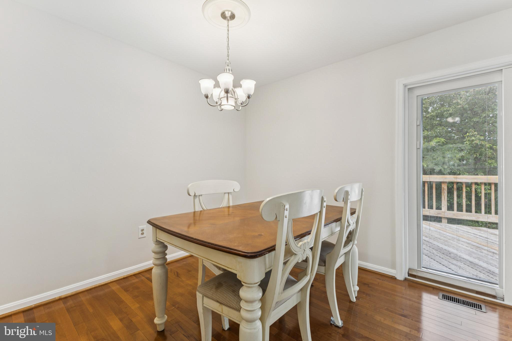 15361 Gatehouse Ter