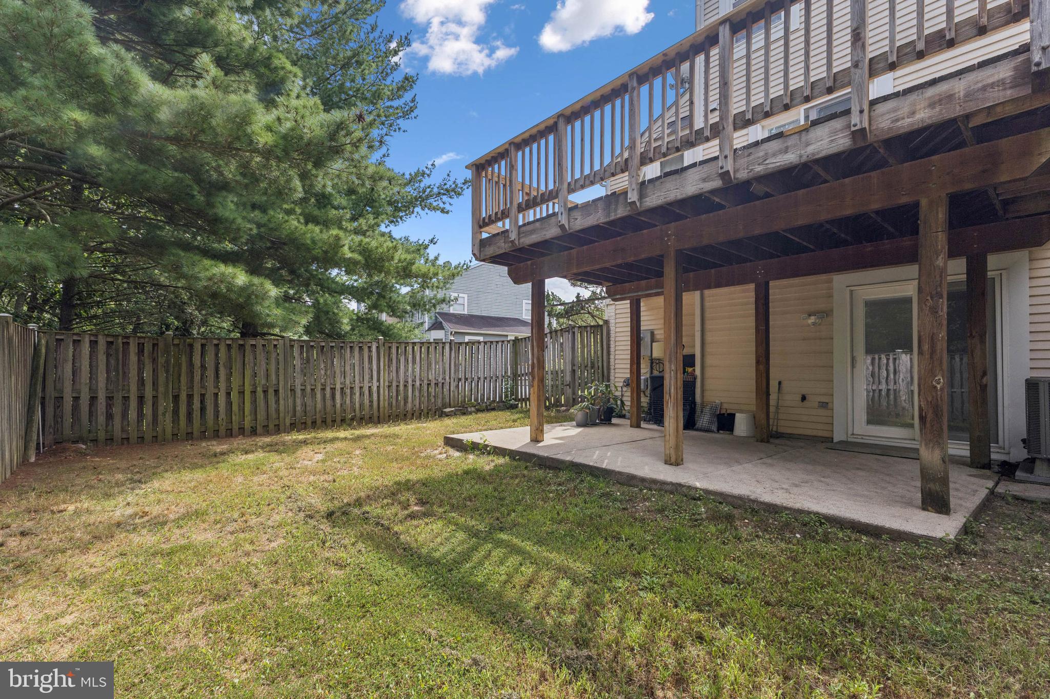 15361 Gatehouse Ter