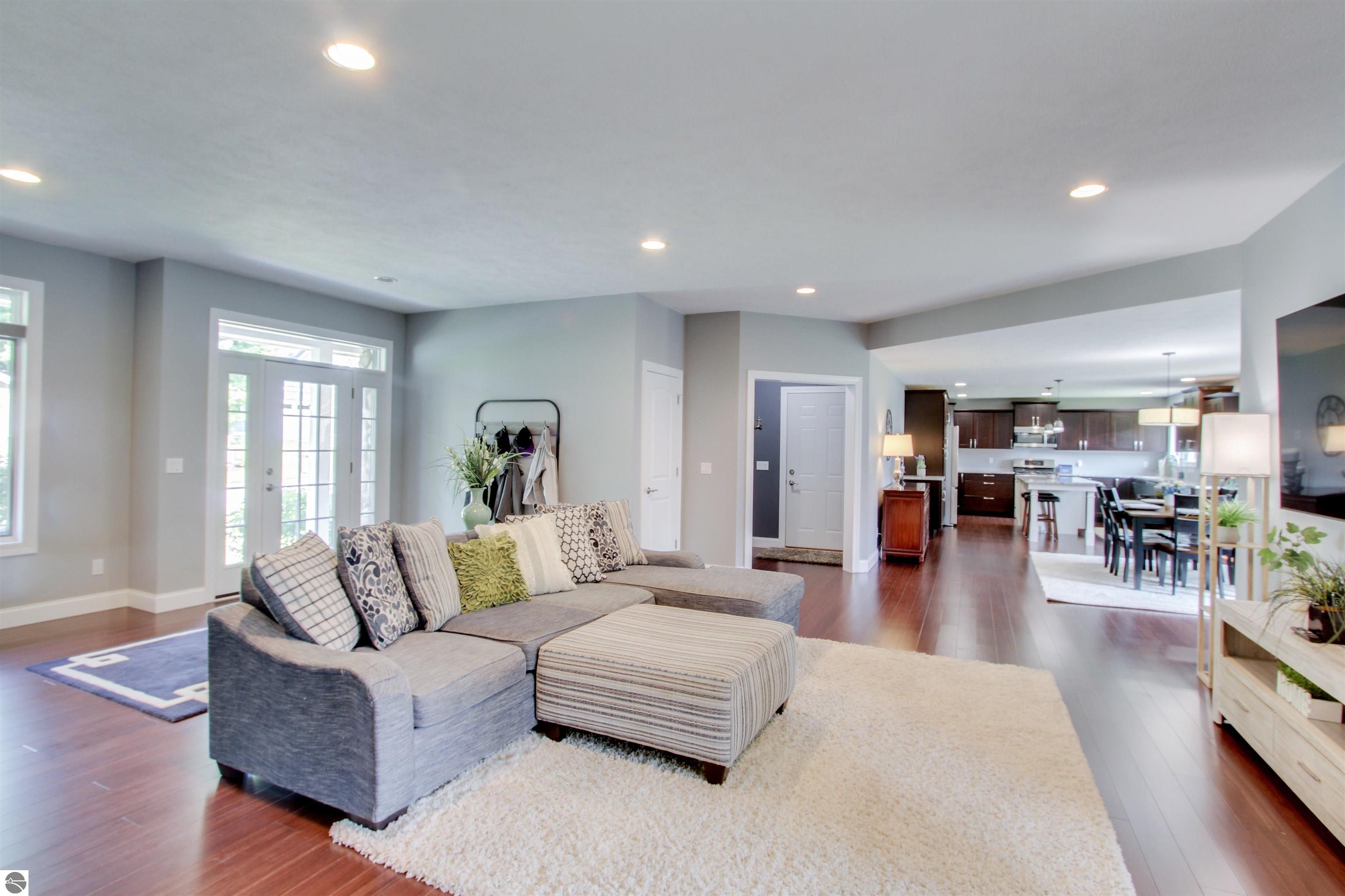 4393 Apple Tree Lane