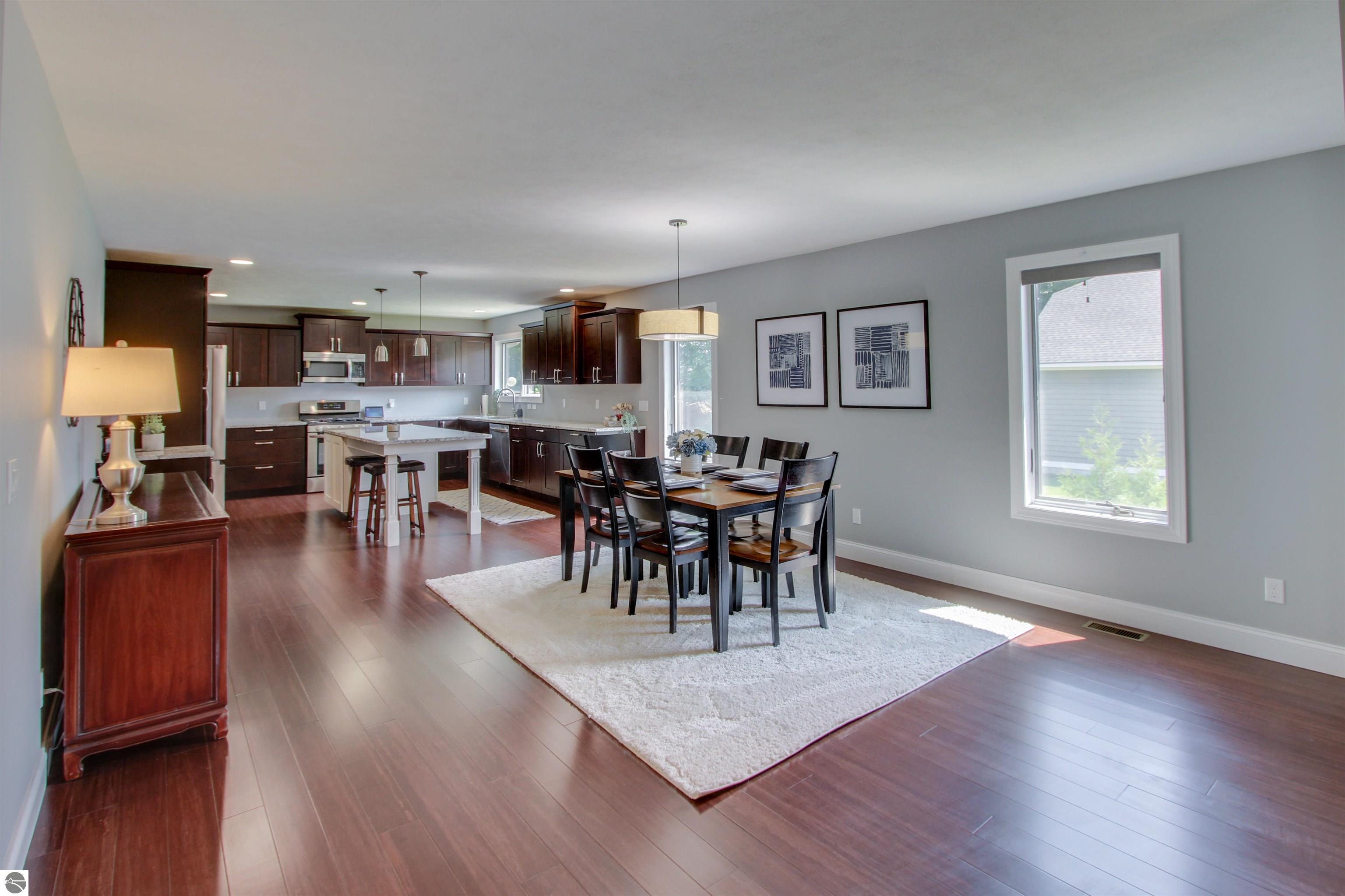 4393 Apple Tree Lane