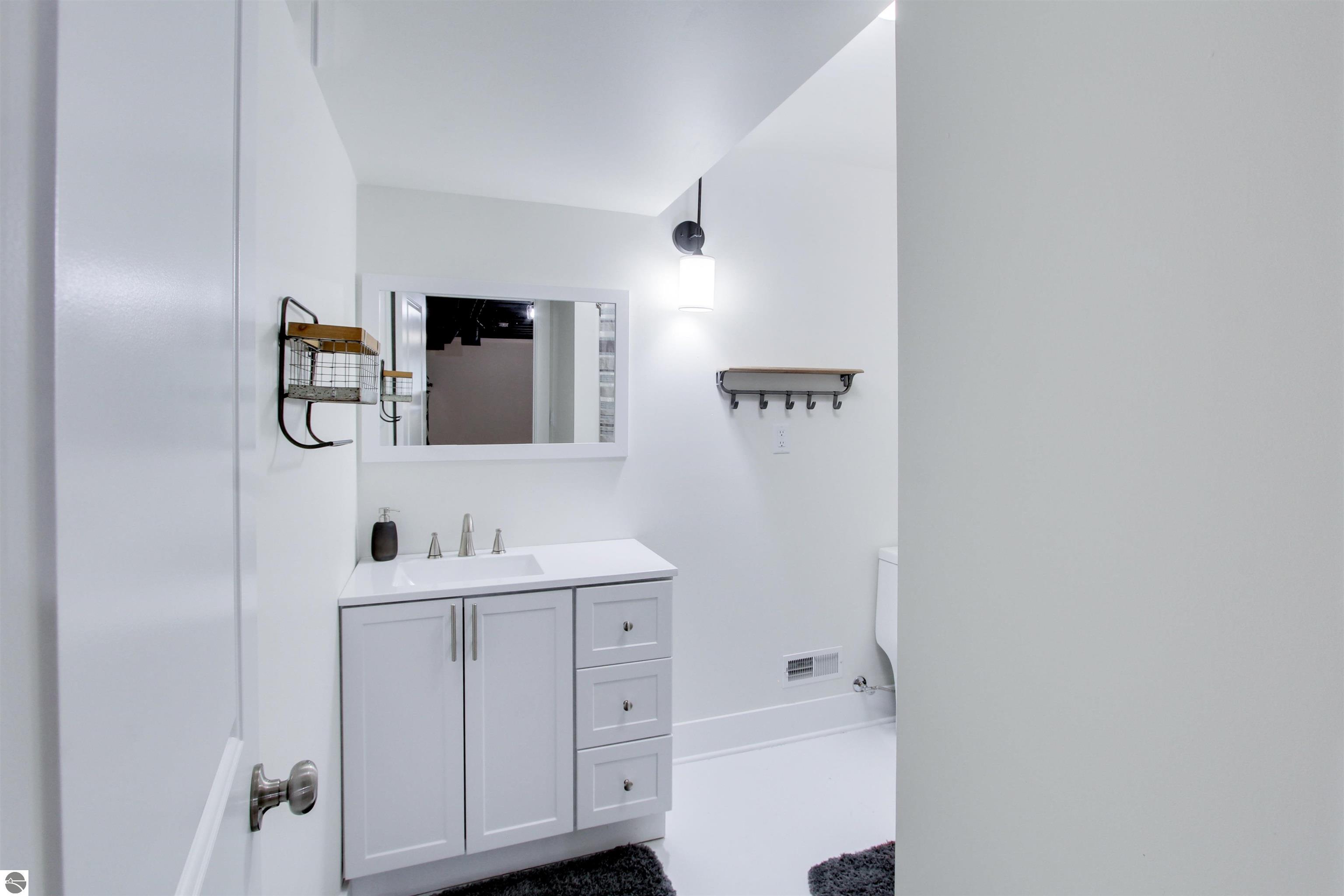 4393 Apple Tree Lane