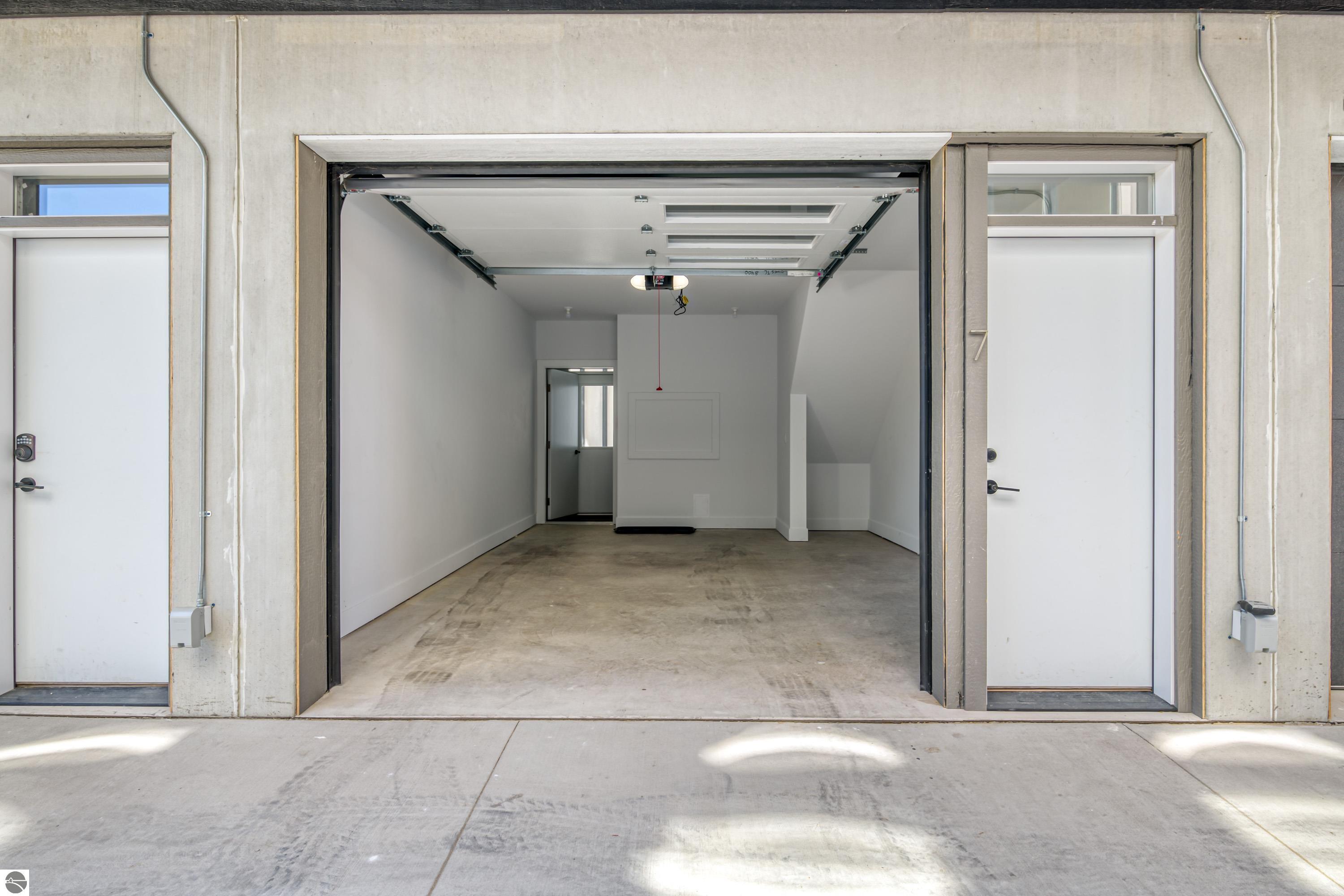 124 Gillis Street # 7