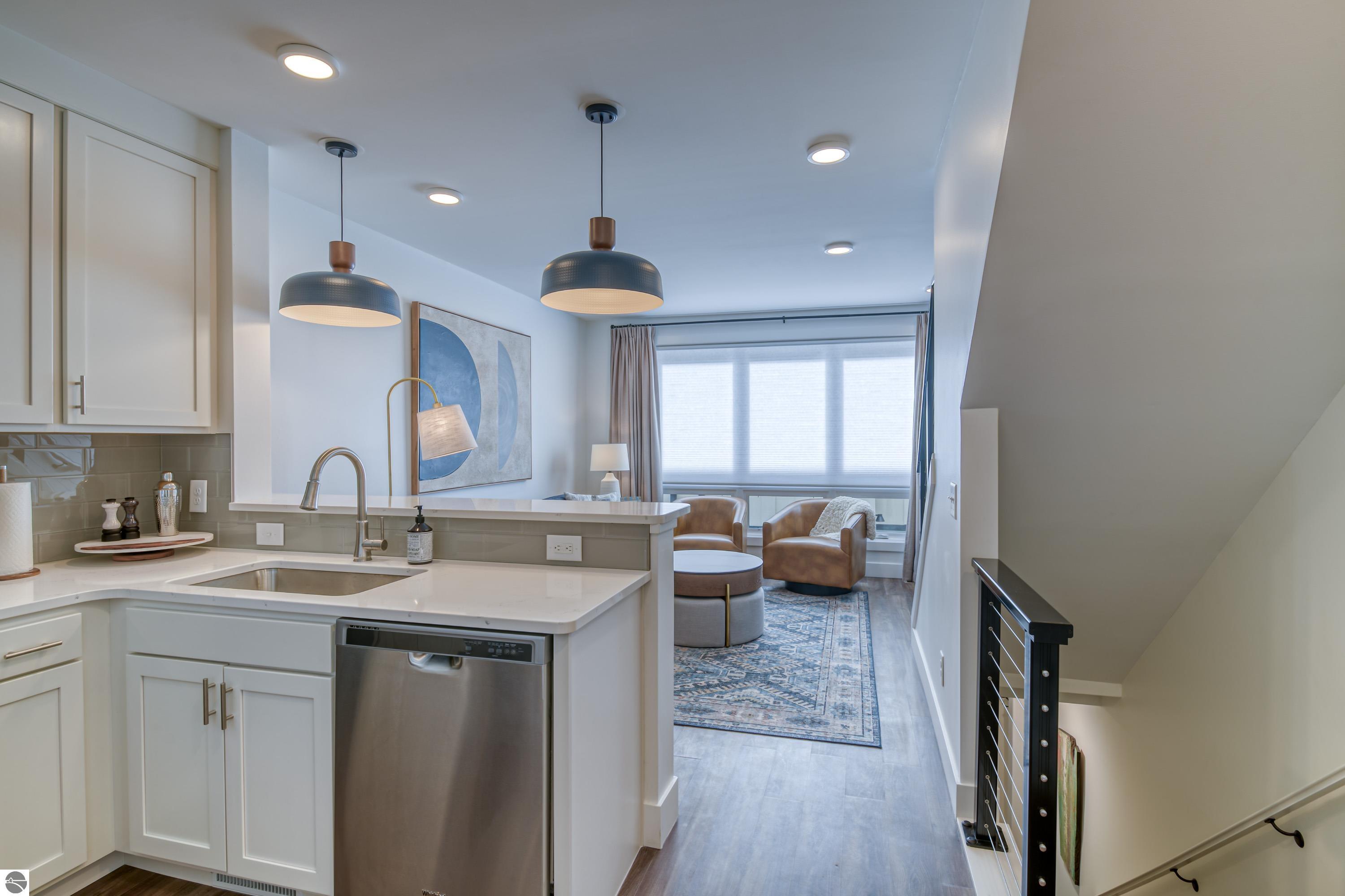 124 Gillis Street # 7