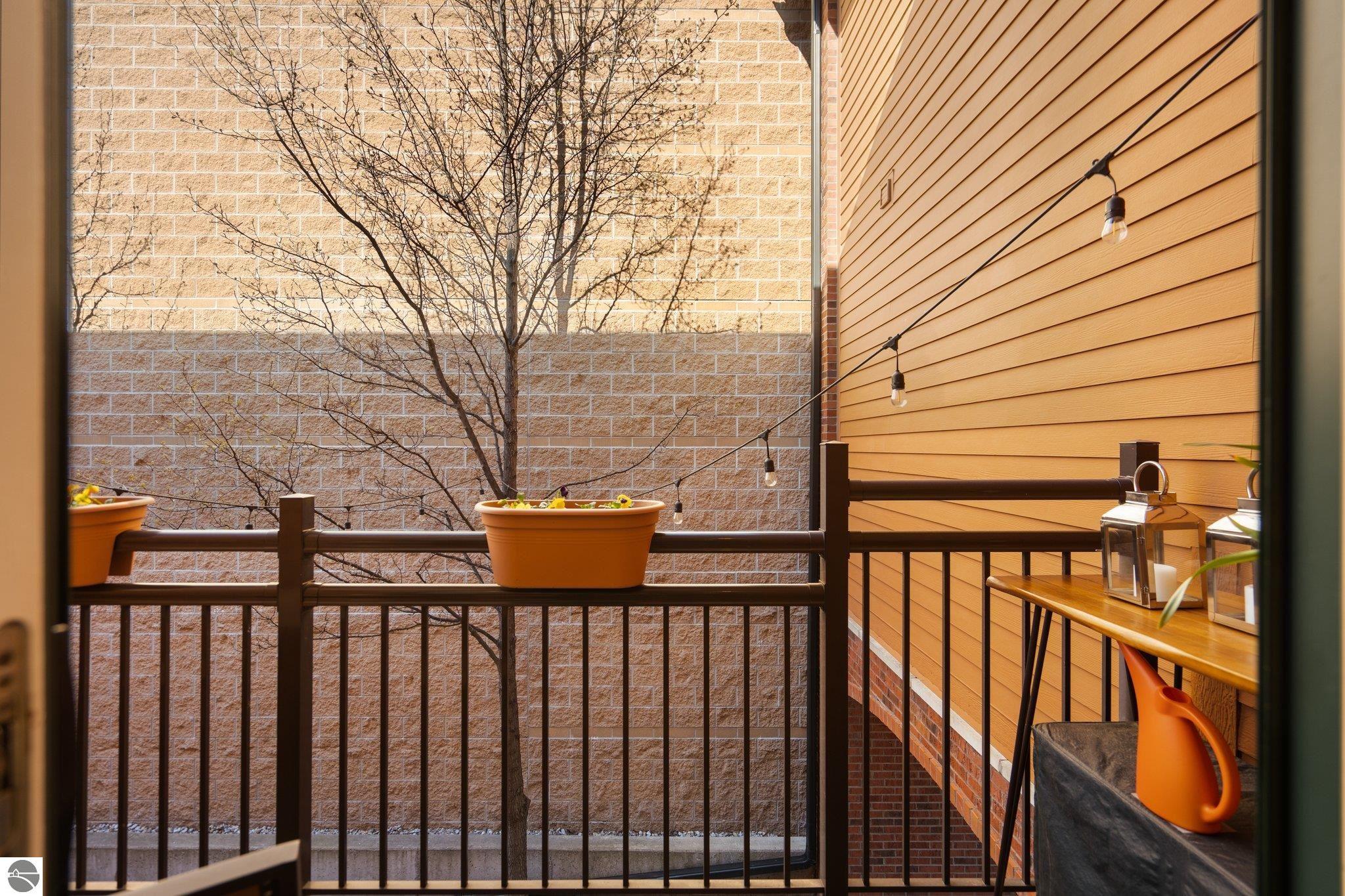 204 Boardman Avenue # 2