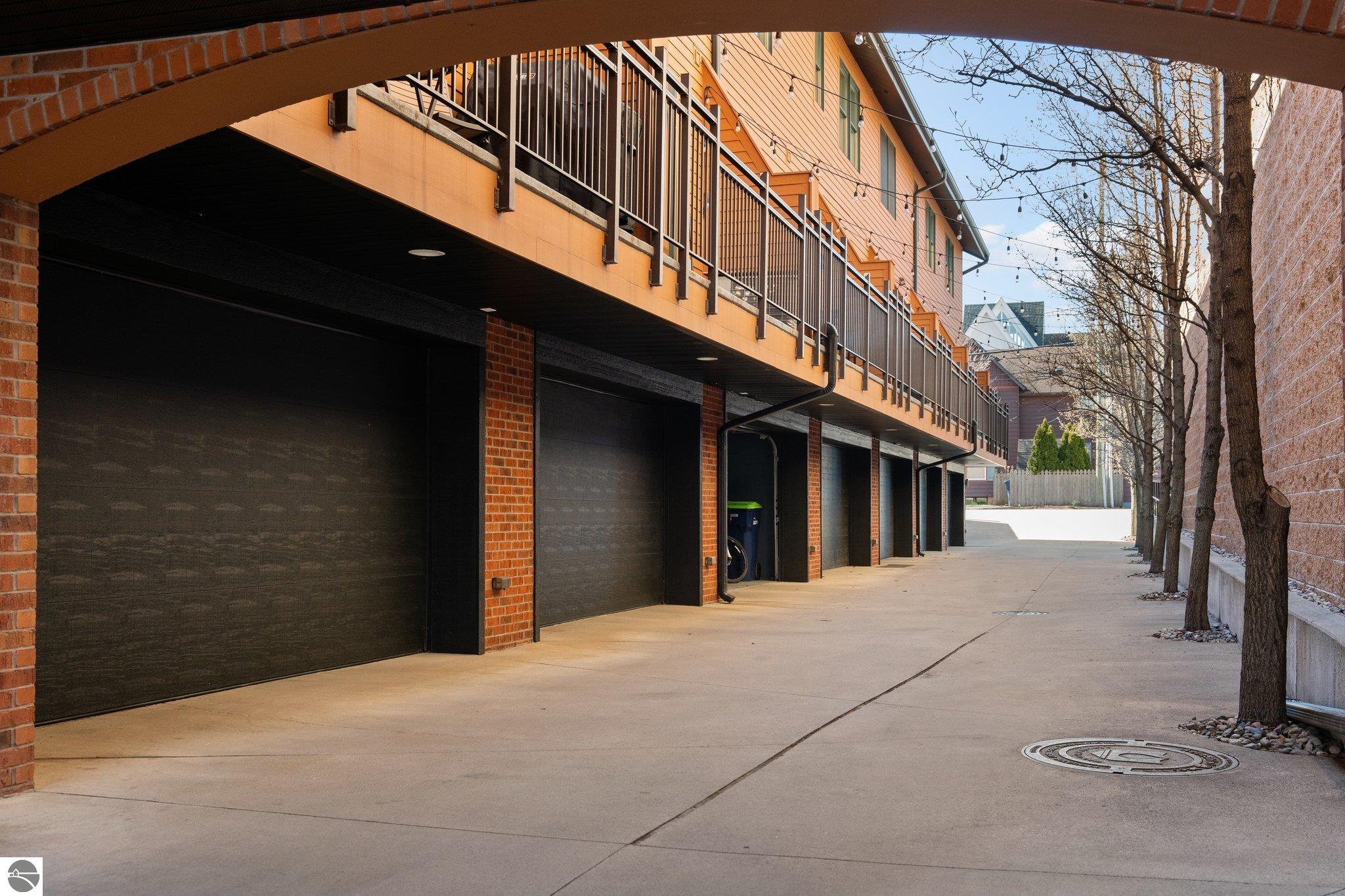 204 Boardman Avenue # 2